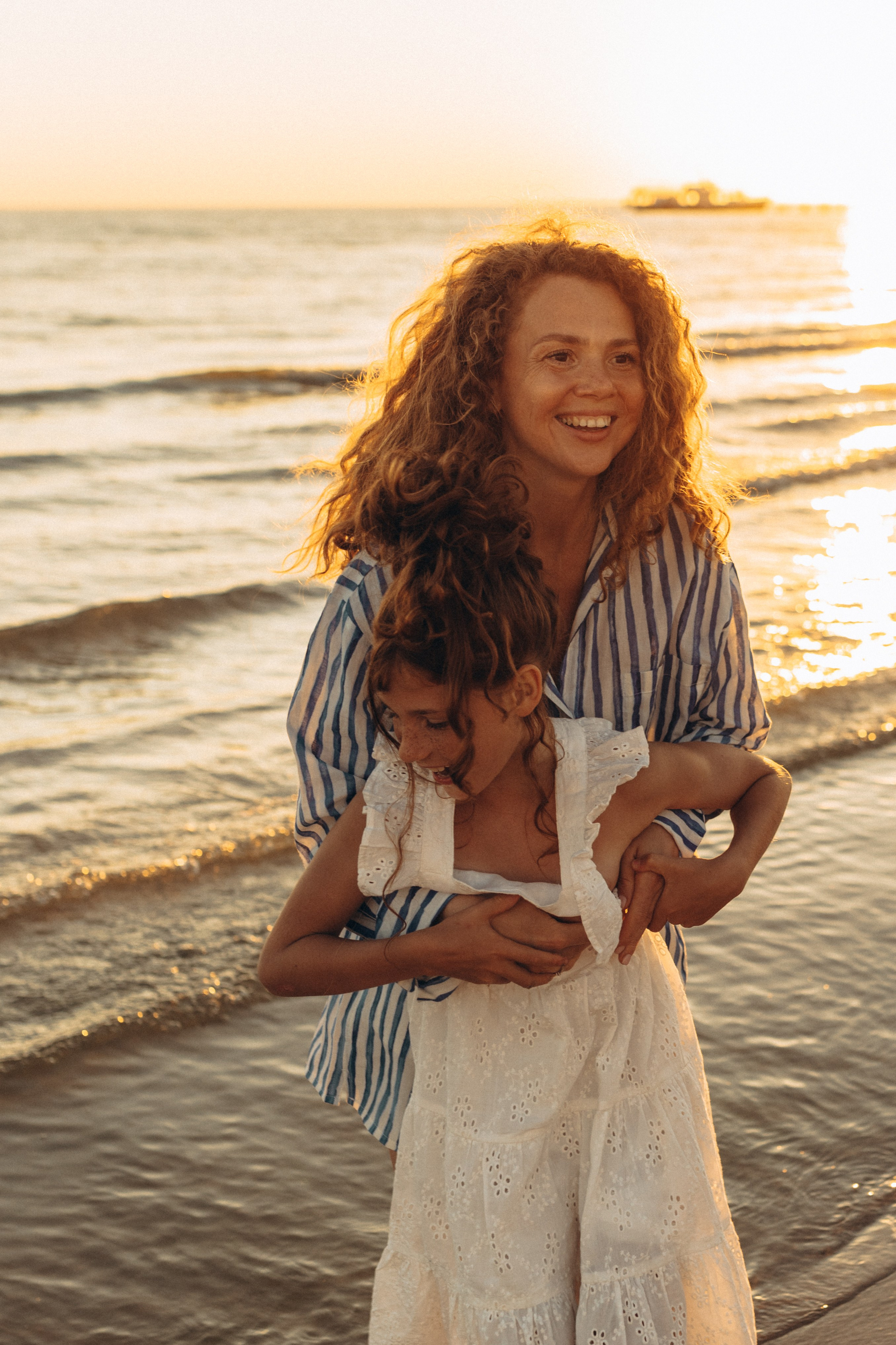 Лана и Эмилия. Семейный фотограф в Новороссийске и Анапе Александра Яковлева