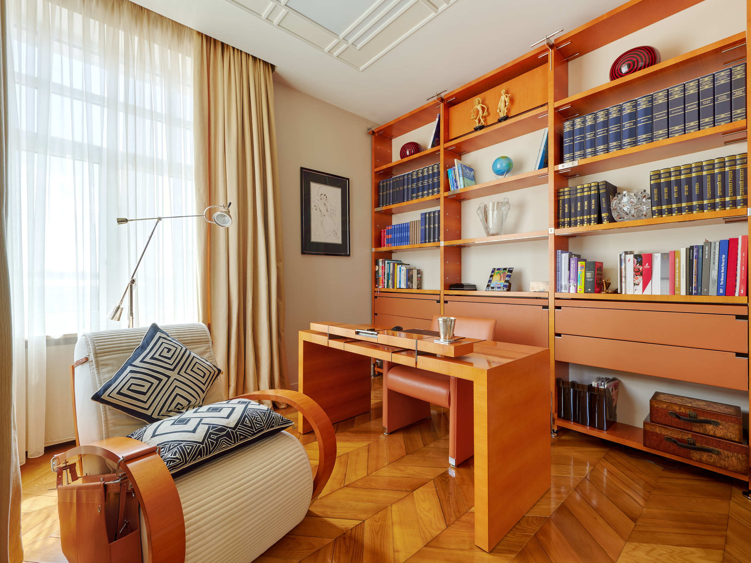 Квартира на Малом Новопесковском переулке. Флористическая, интерьерная и портретная съемка в Москве и Европе