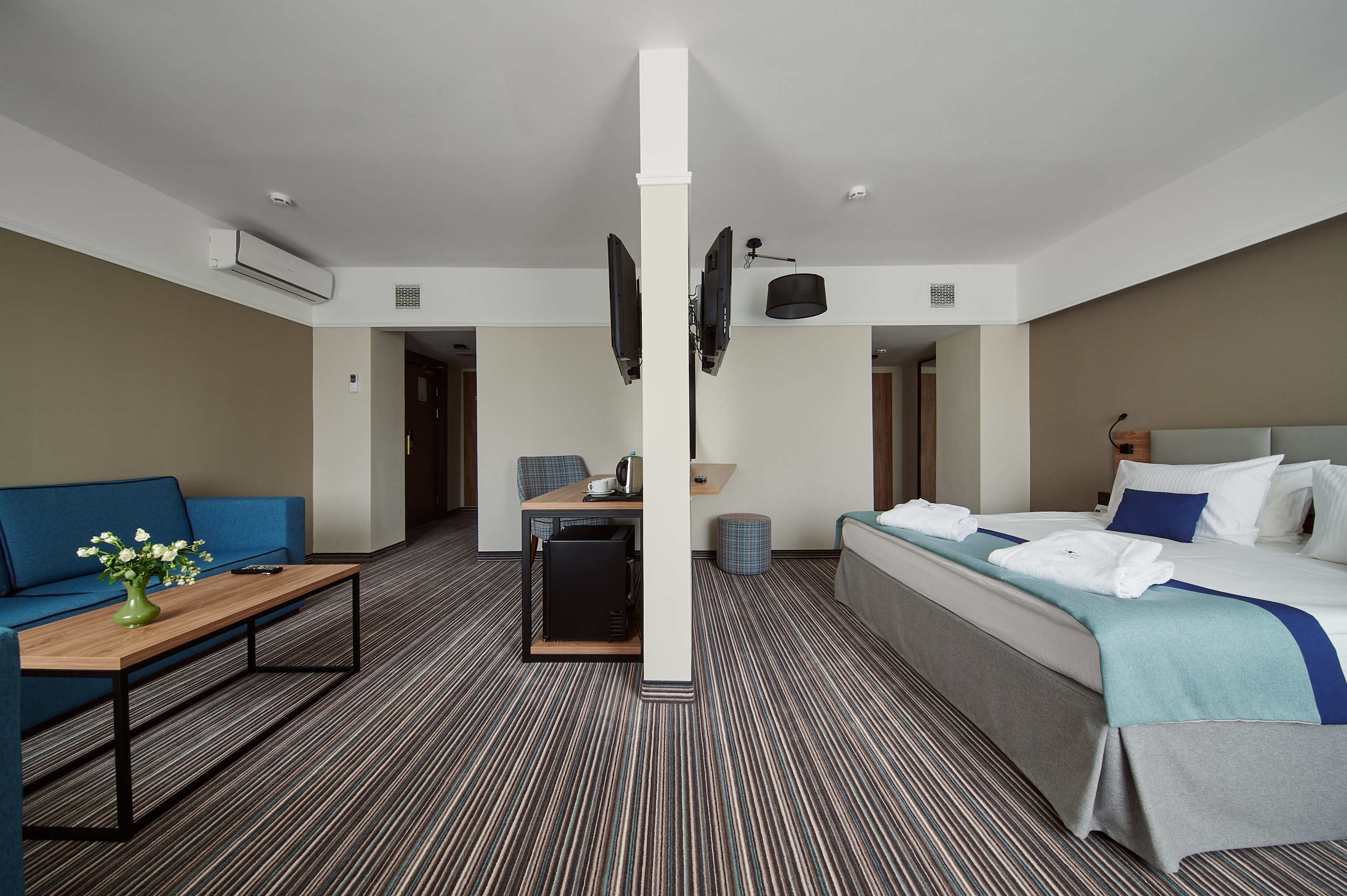 Отель Aerostar. Флористическая, интерьерная и портретная съемка в Москве и Европе