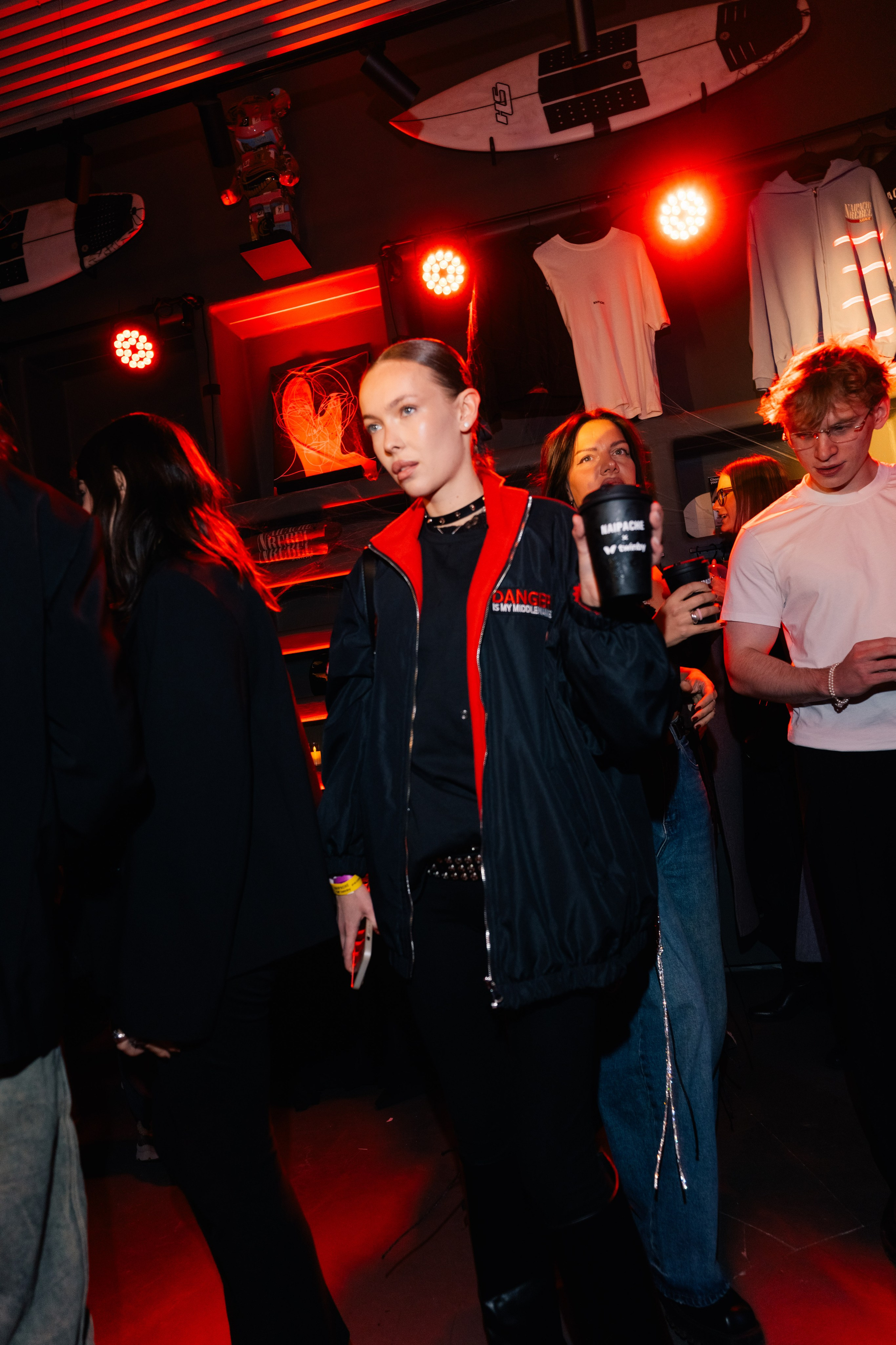 NAIPACHE DARK NIGHT x TWINBY. @oljiofilm: Олег Иванов — фотограф