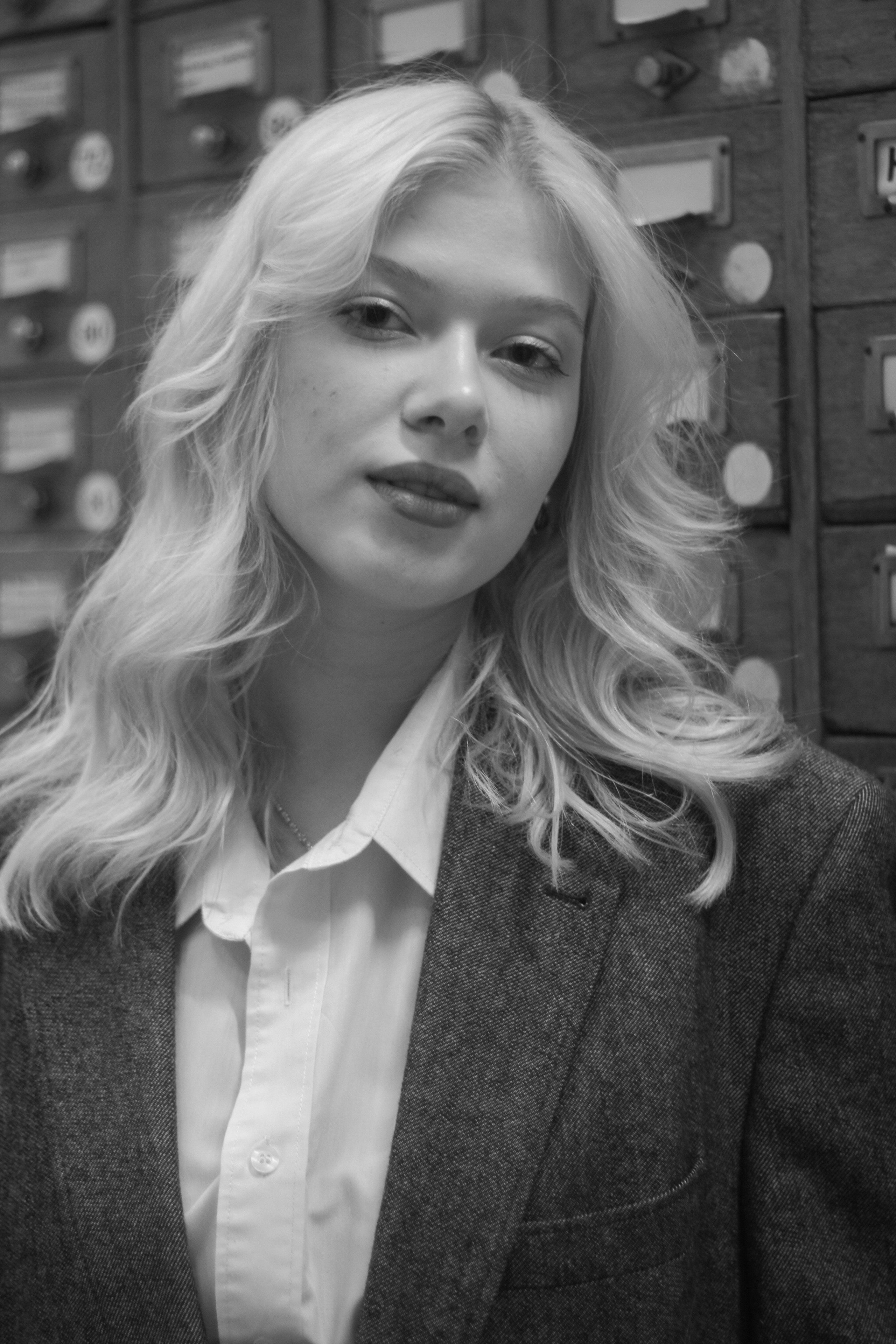 Gellia library. Портретный фотограф DanilNabody