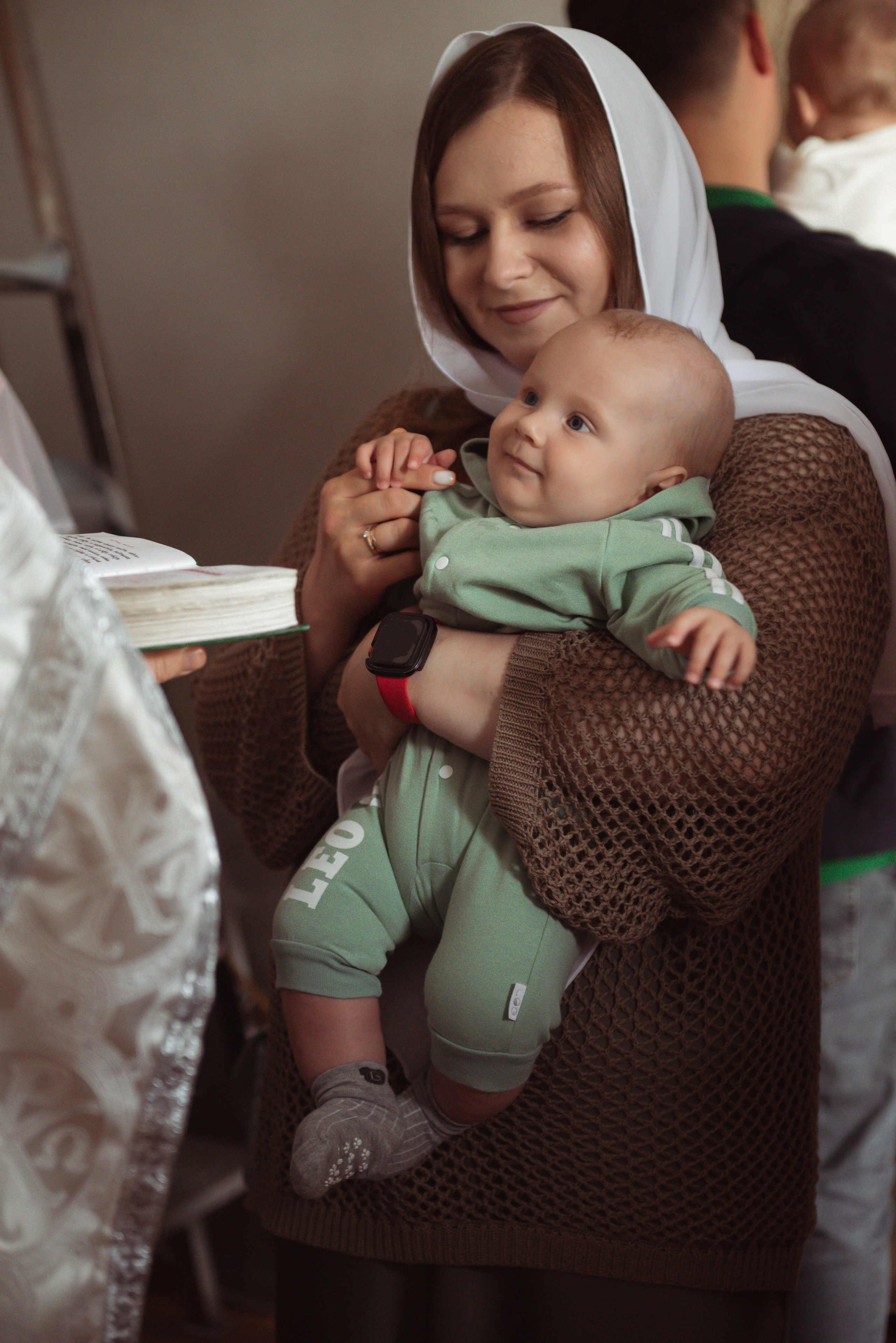 Крещение Максима. Фотограф Москва Настя Профотовна. Репортажные, свадебные и контент фотосессии