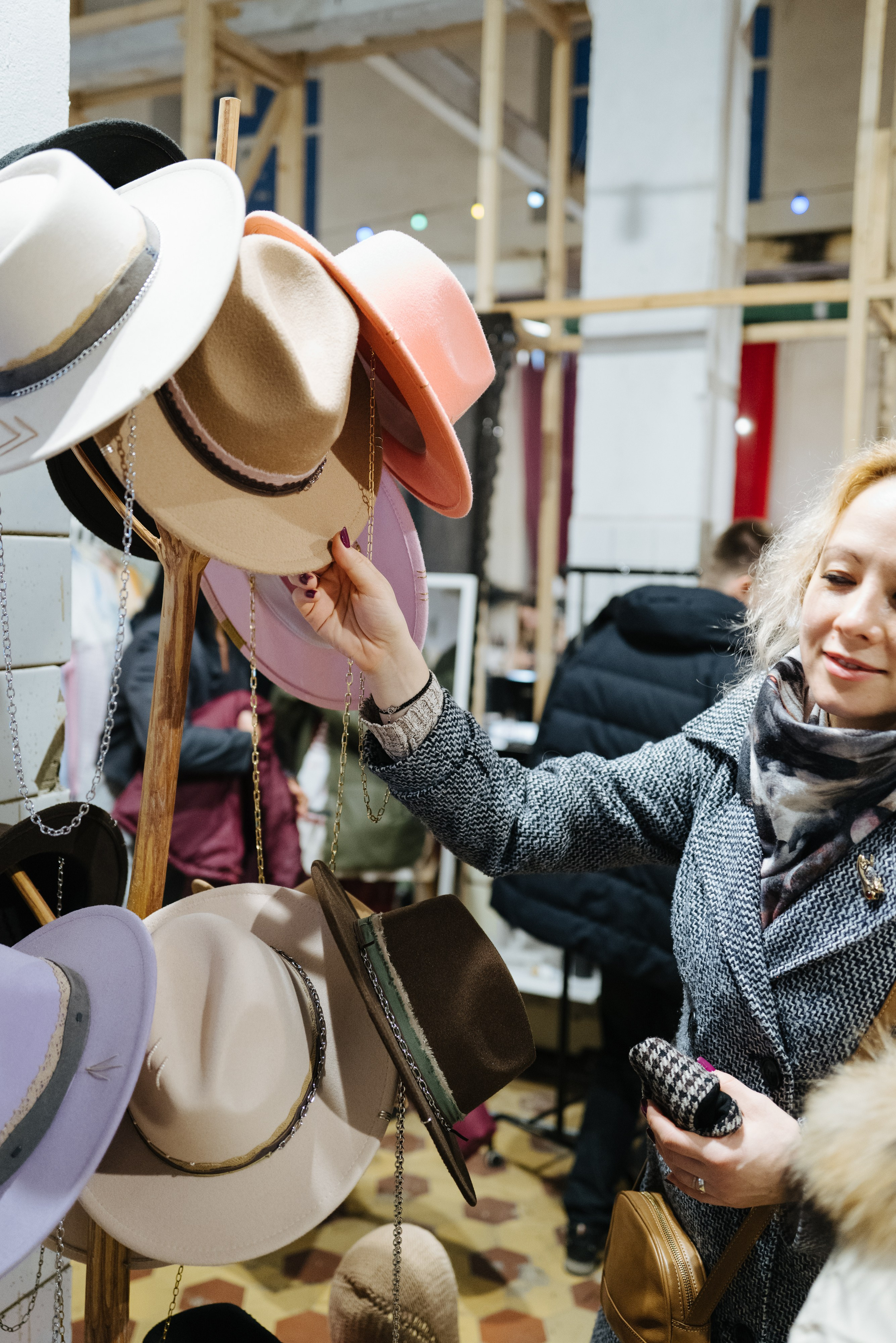 16 ноября 2024 в пространстве «Кристалл» / фото Валерий Белобеев. Фотоотчеты «Ламбада-маркета»