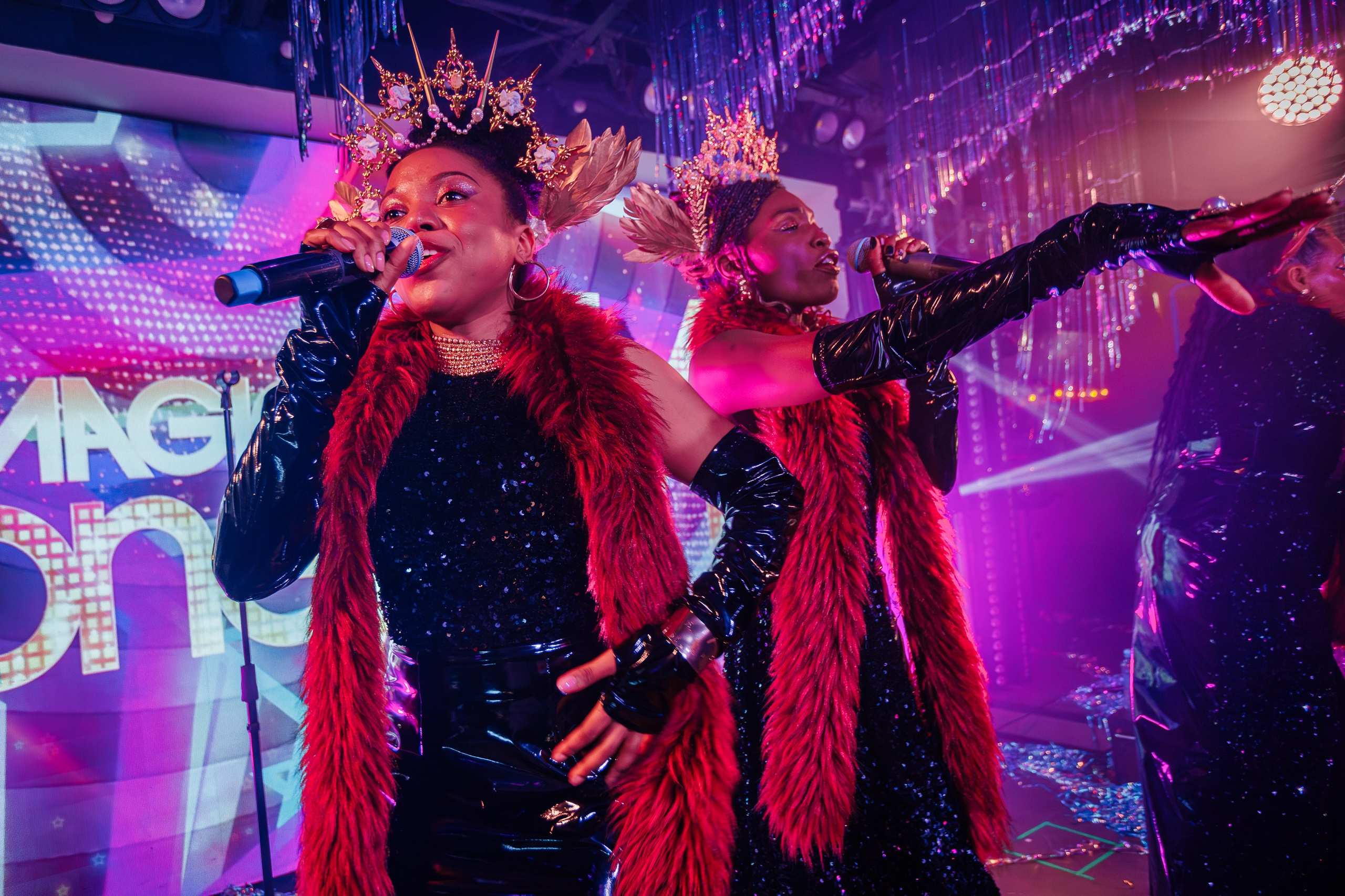 «Magic of BONEY`M «_Чайка на пляже_Ялта_06.12.2025 г. Аминов Руслан | Фотограф