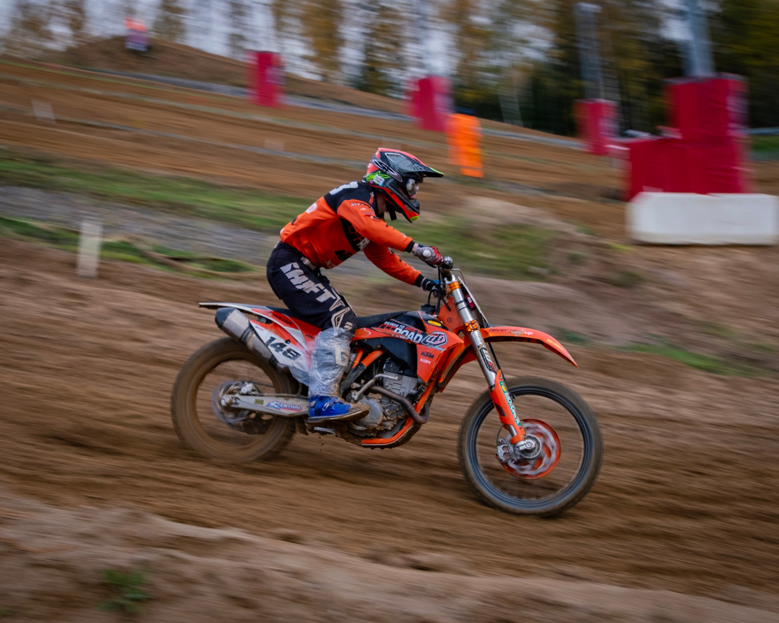 Мотокросс (Игора Драйв). Автомобильные фотографии и рисунки в Санкт-Петербурги Пашков Дмитрий