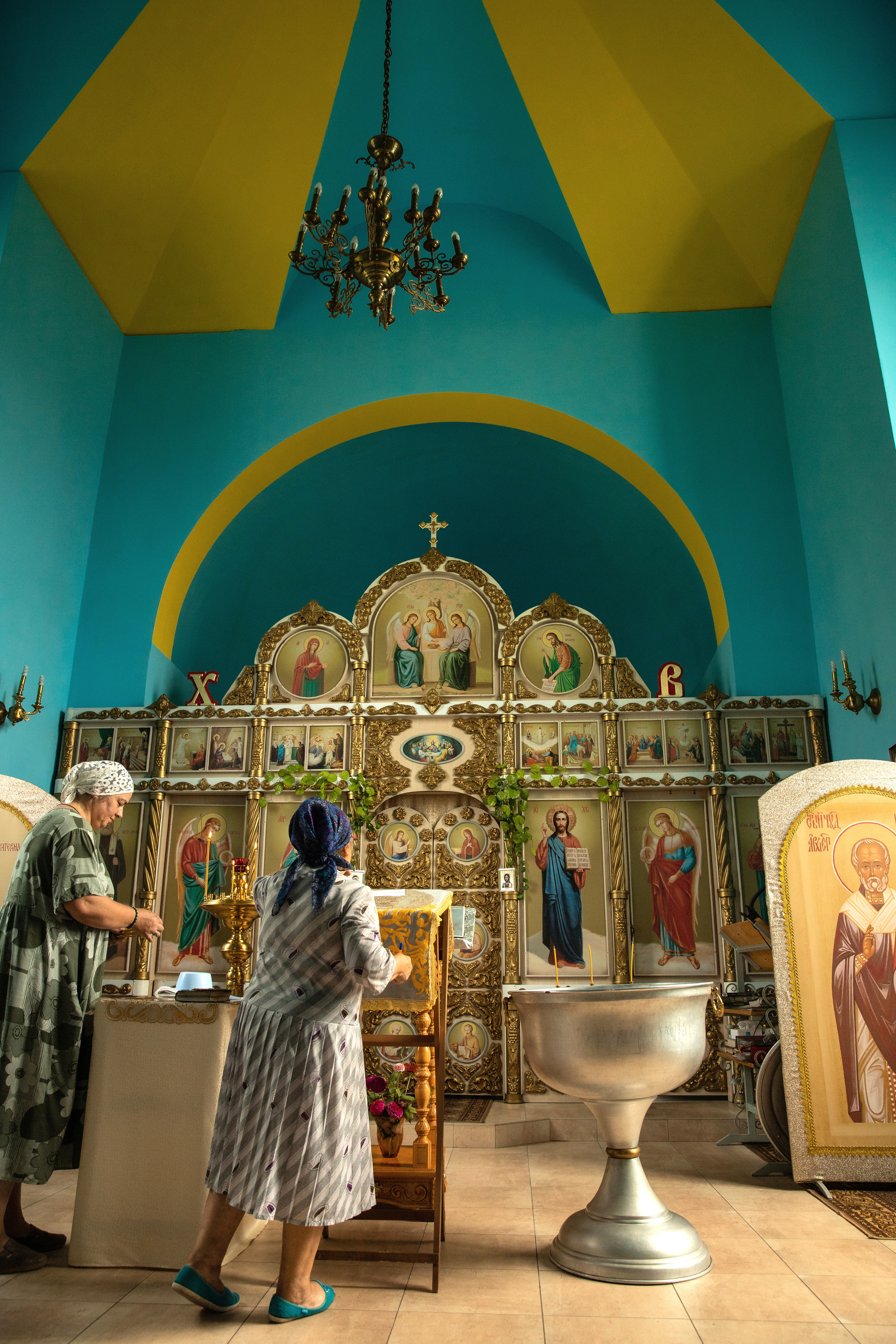 Фотосессия Полины с сиренью. Детский семейный фотограф в г. Находка Ольга Коваленко, фотостудия Memories