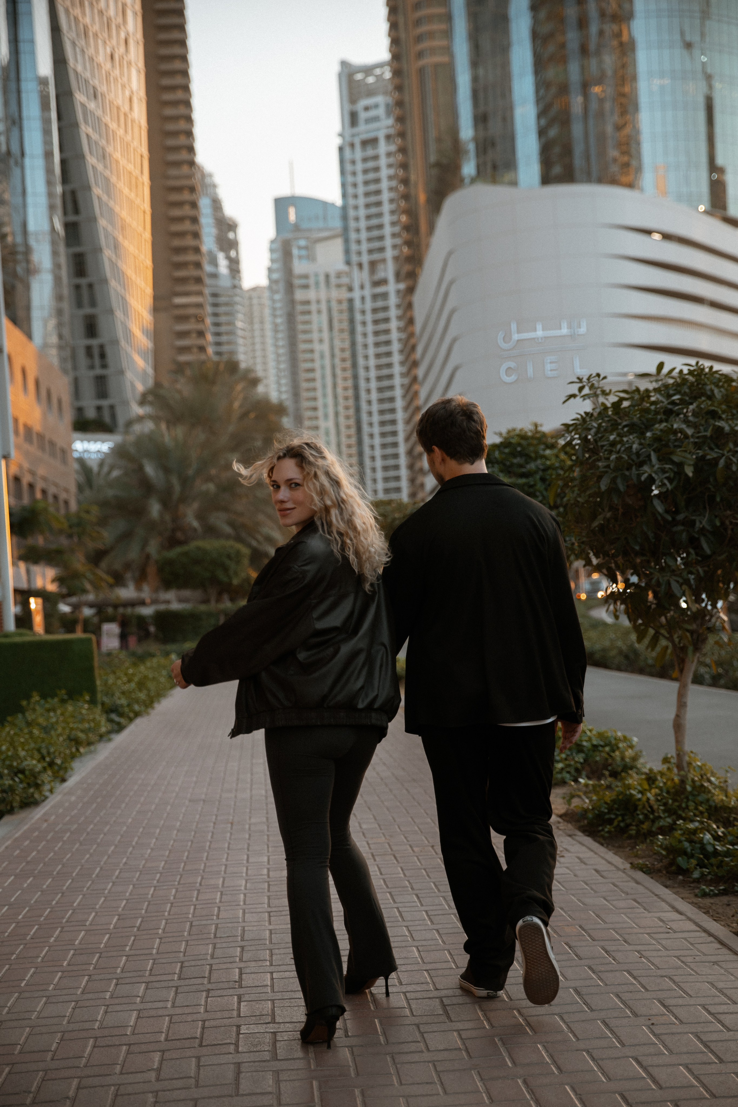 Street Style pregnancy. Валерия Солнцева свадебный и семейный фотограф