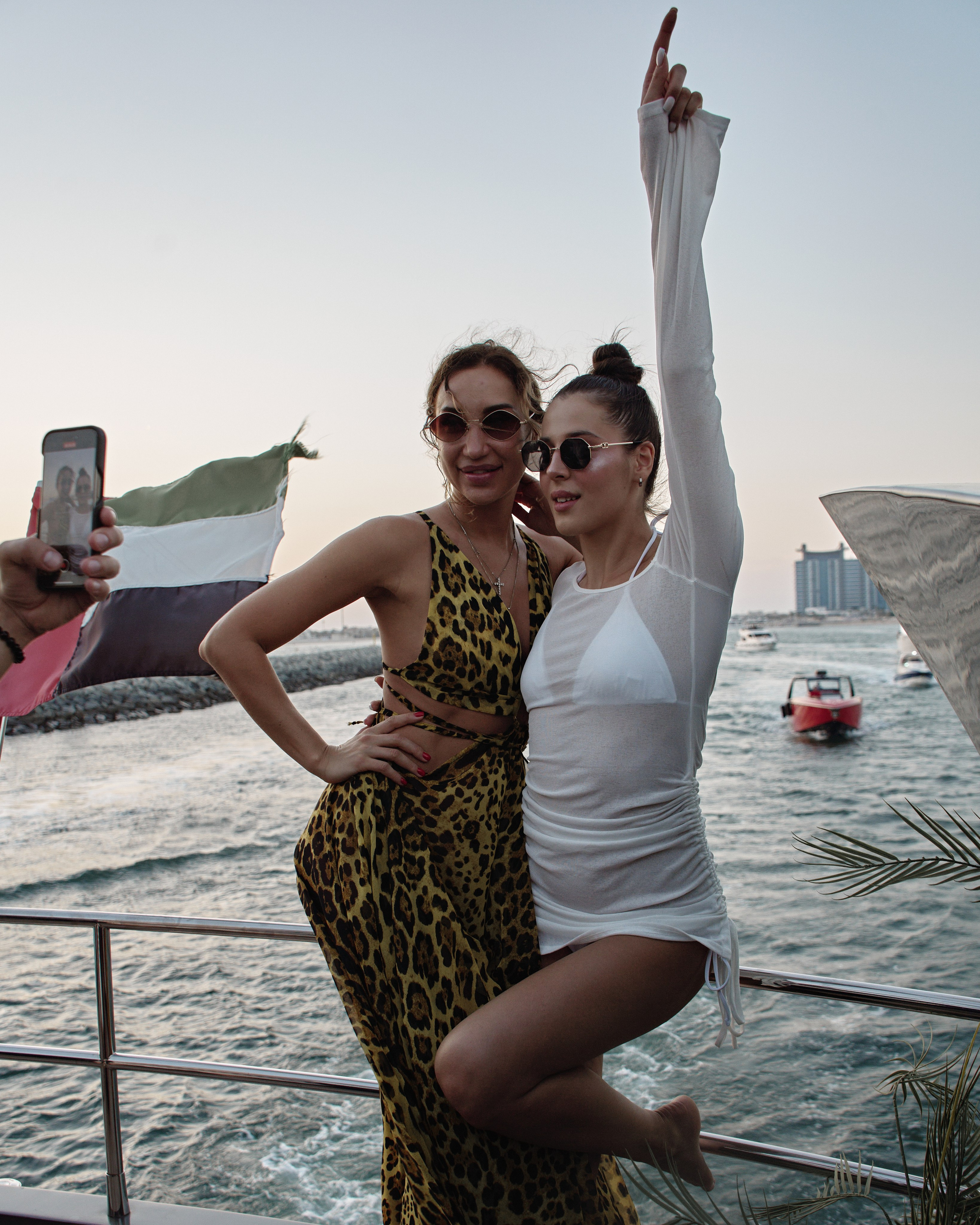 PAVEL DEREVYANKO. NOIZOMAX Художественный фотограф в Дубай