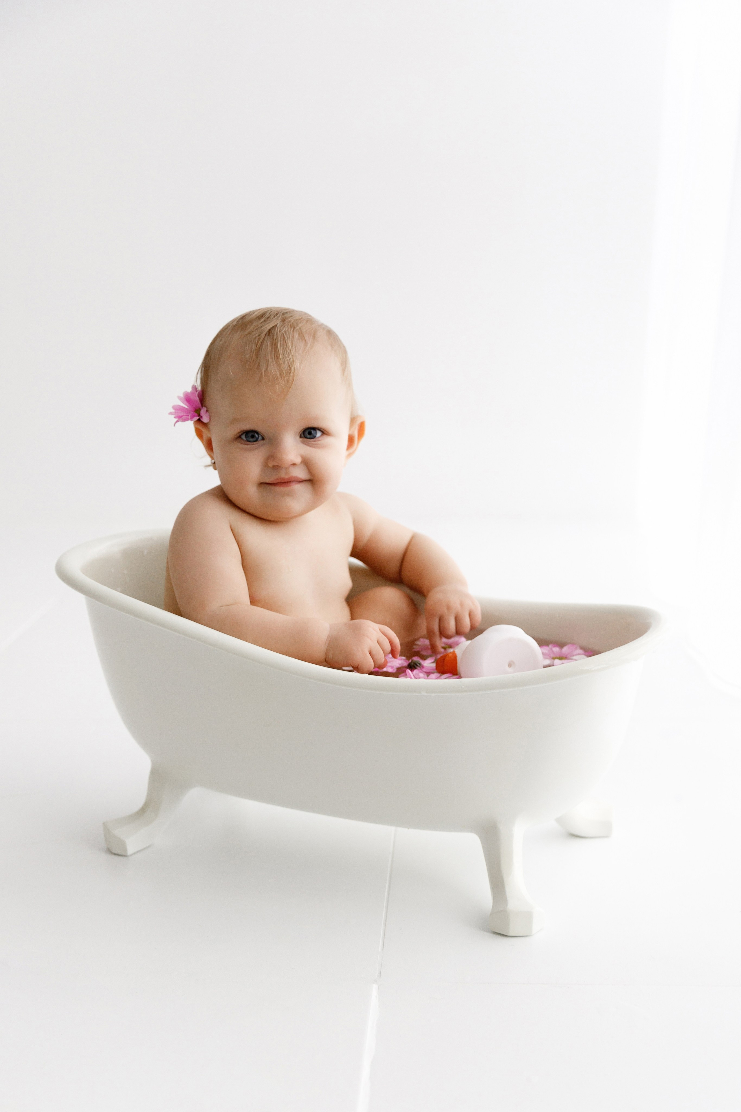 Годик Софии. Фотограф новорожденных Славянск-на-Кубани Куцевольская Екатерина