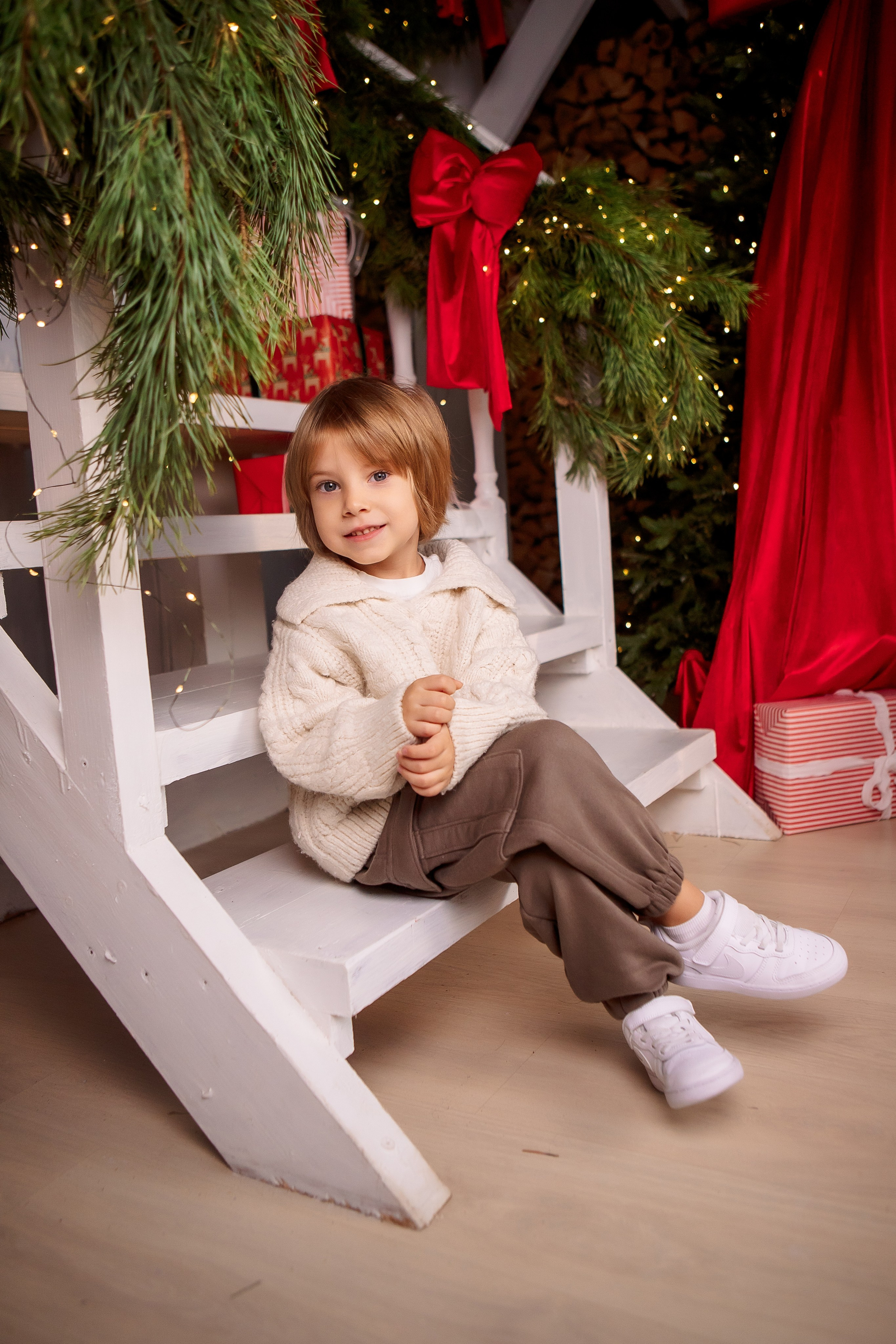 Семейная новогодняя фотосессия. Семейный детский фотограф. Фотосессия в Минске