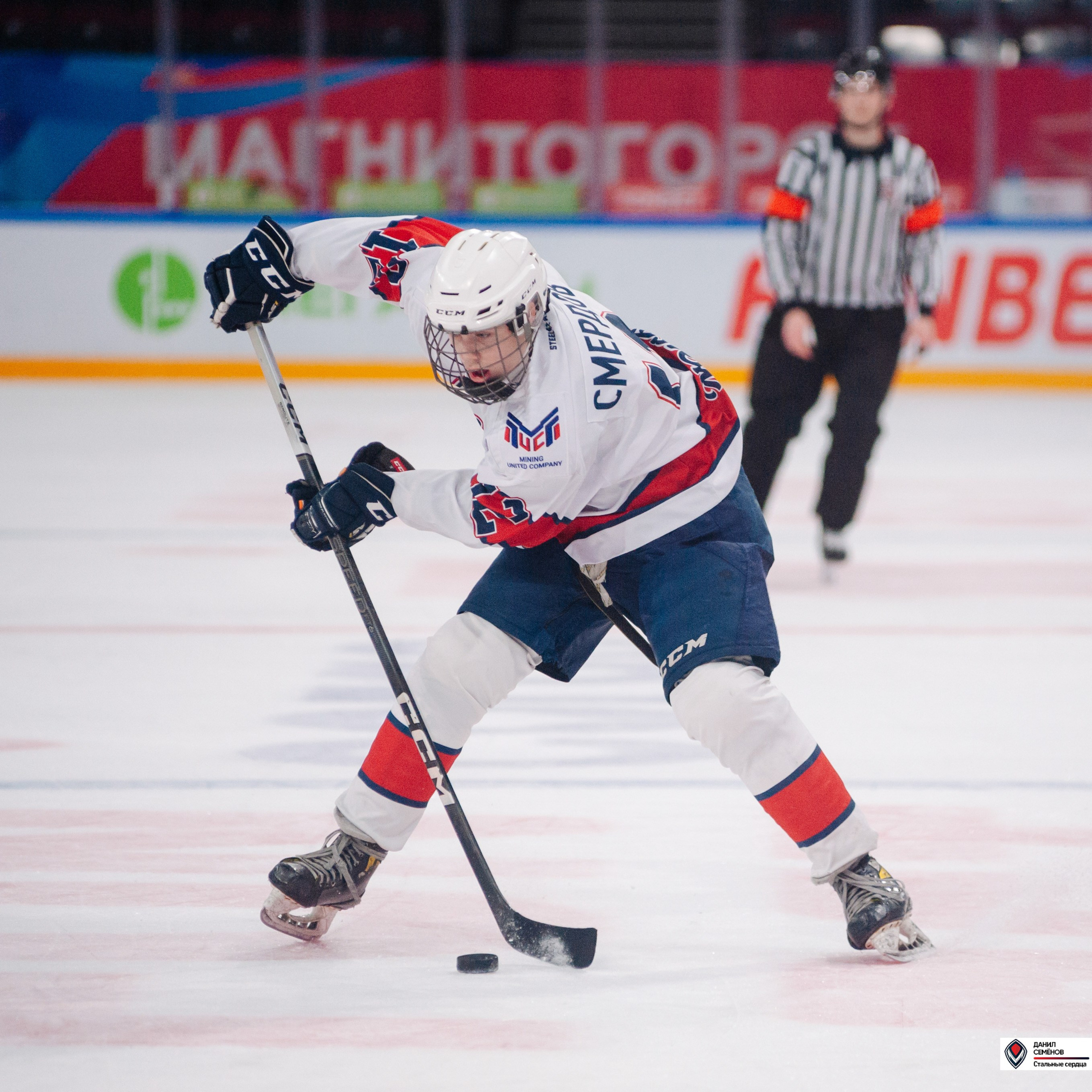 Чемпионат СХЛ. Стальные сердца — Газовик. Фотограф Магнитогорск Данил Семенов