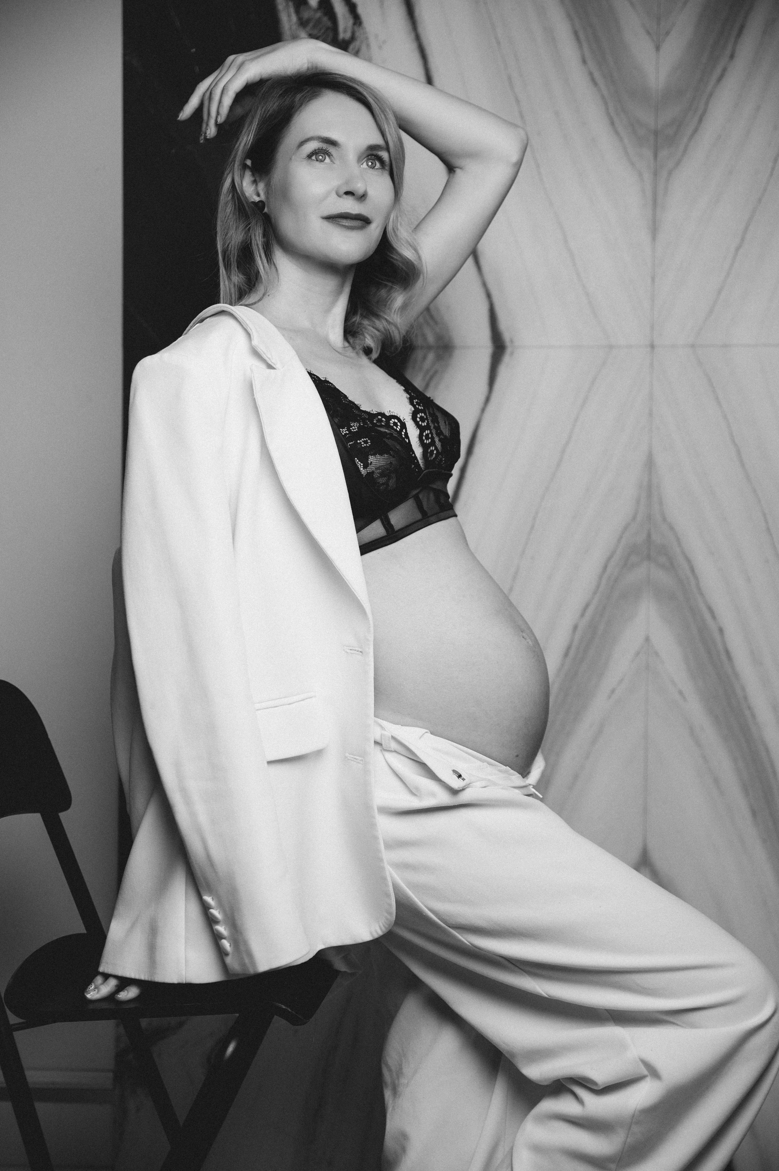 Фотосессия для беременных в студии MOMENTOFBRAUTY