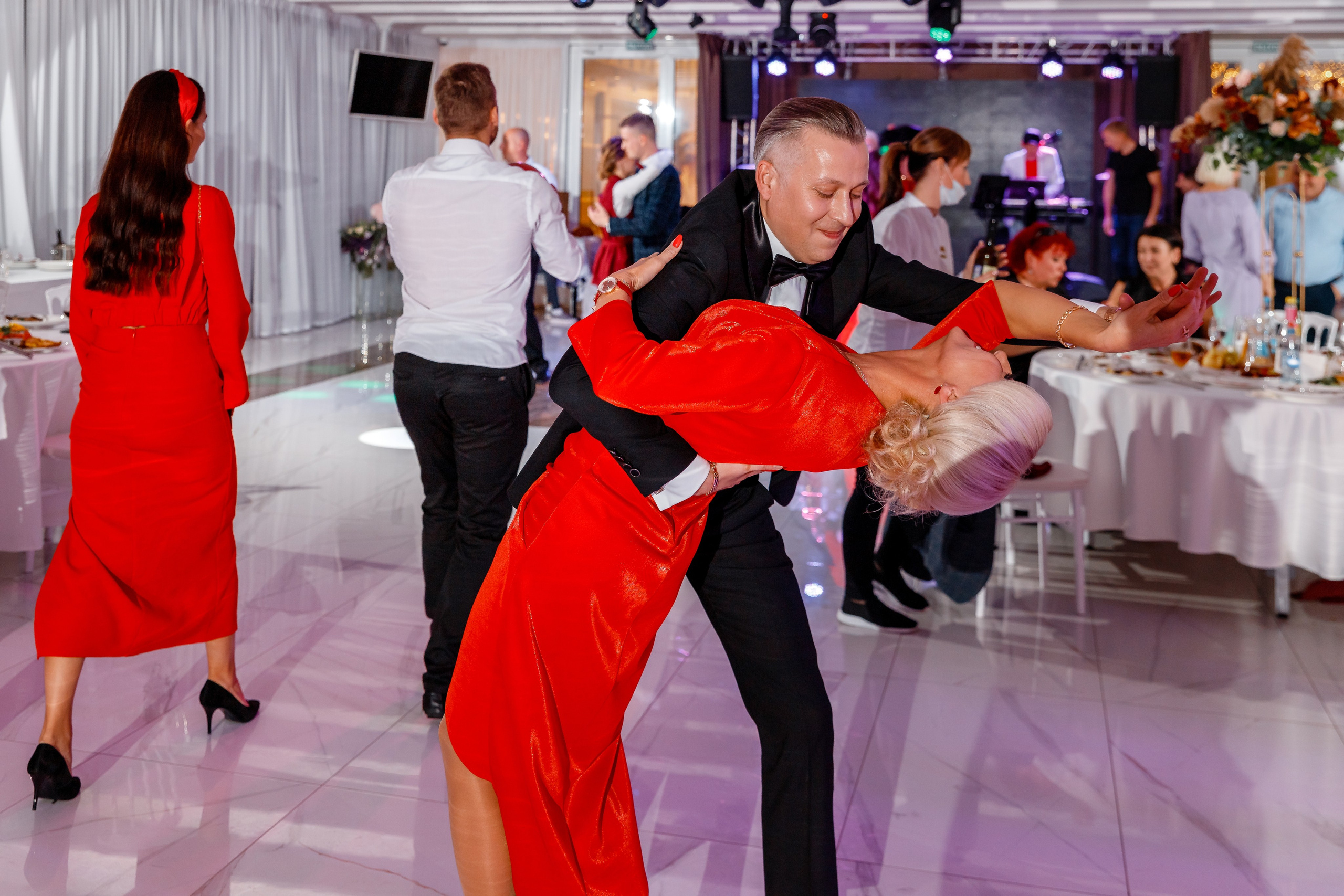 Анонс свадьбы Сергея и Елены. Свадебный фотограф в Крыму и Севастополе Ольга Баскакова