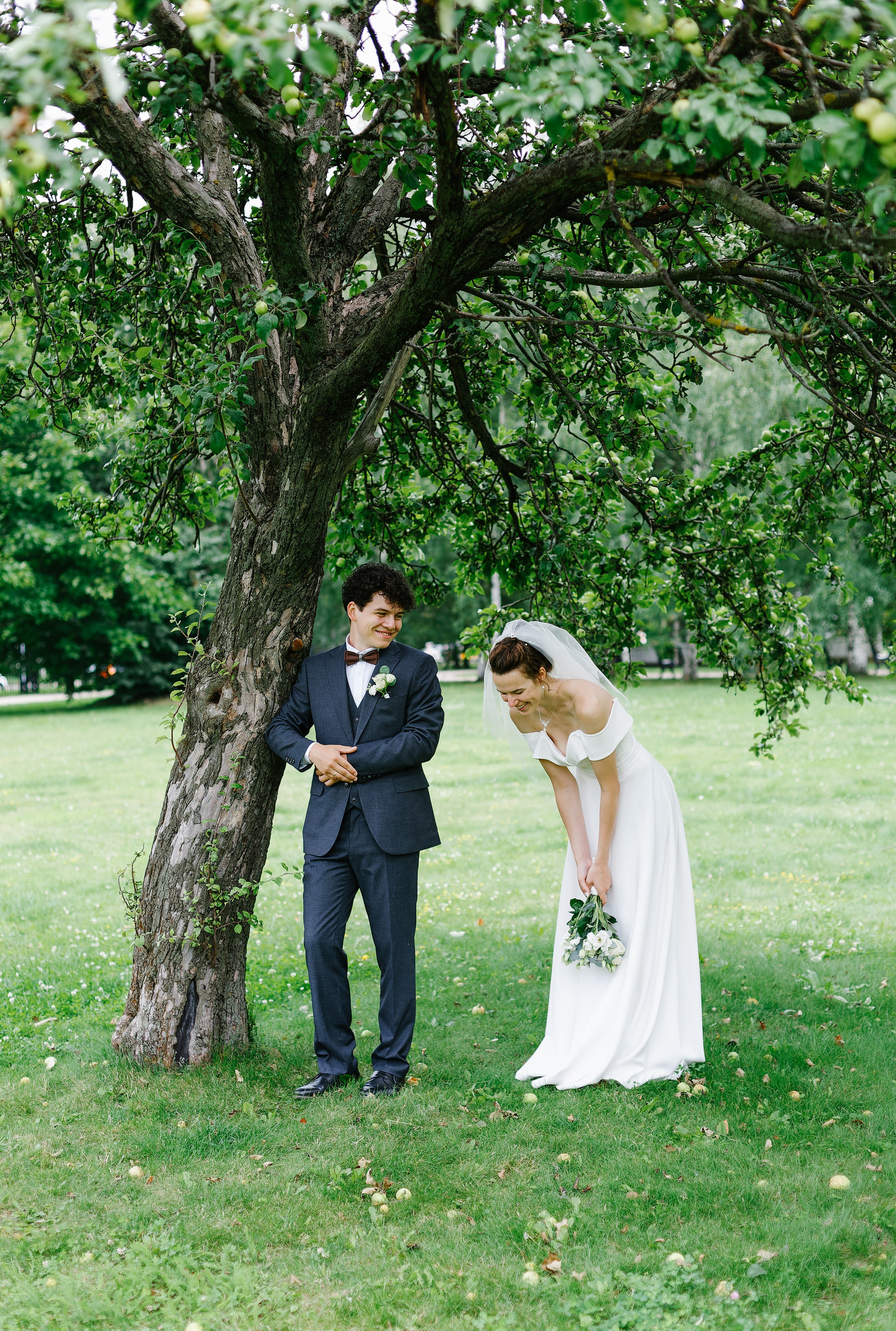 Примеры свадебных фотографий, позы для свадебной съёмки