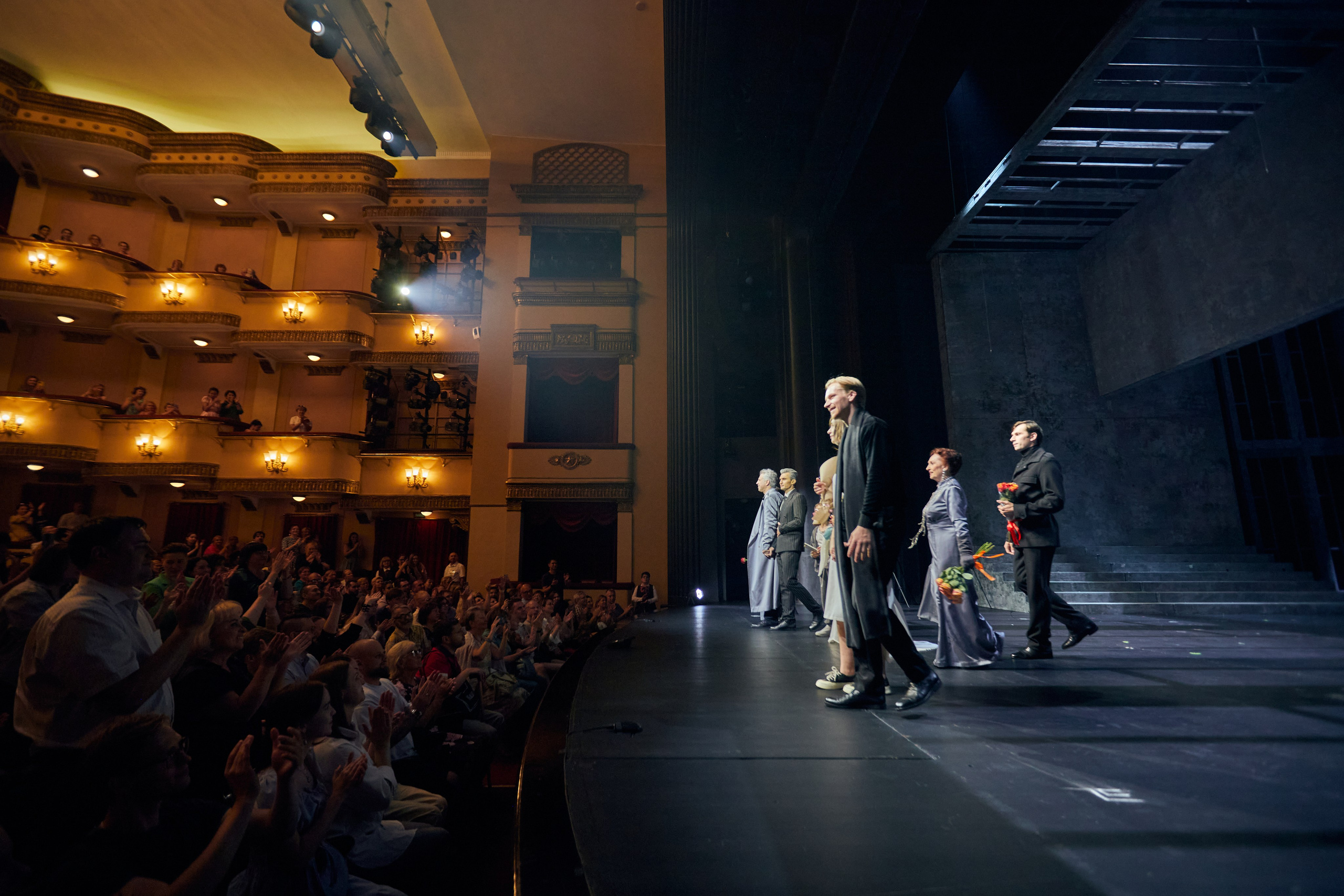 Гастроли Краснодарского театра драмы им. М. Горького в Москве, театр им. Е. Вахтангова. Фотограф Юлия Маринина