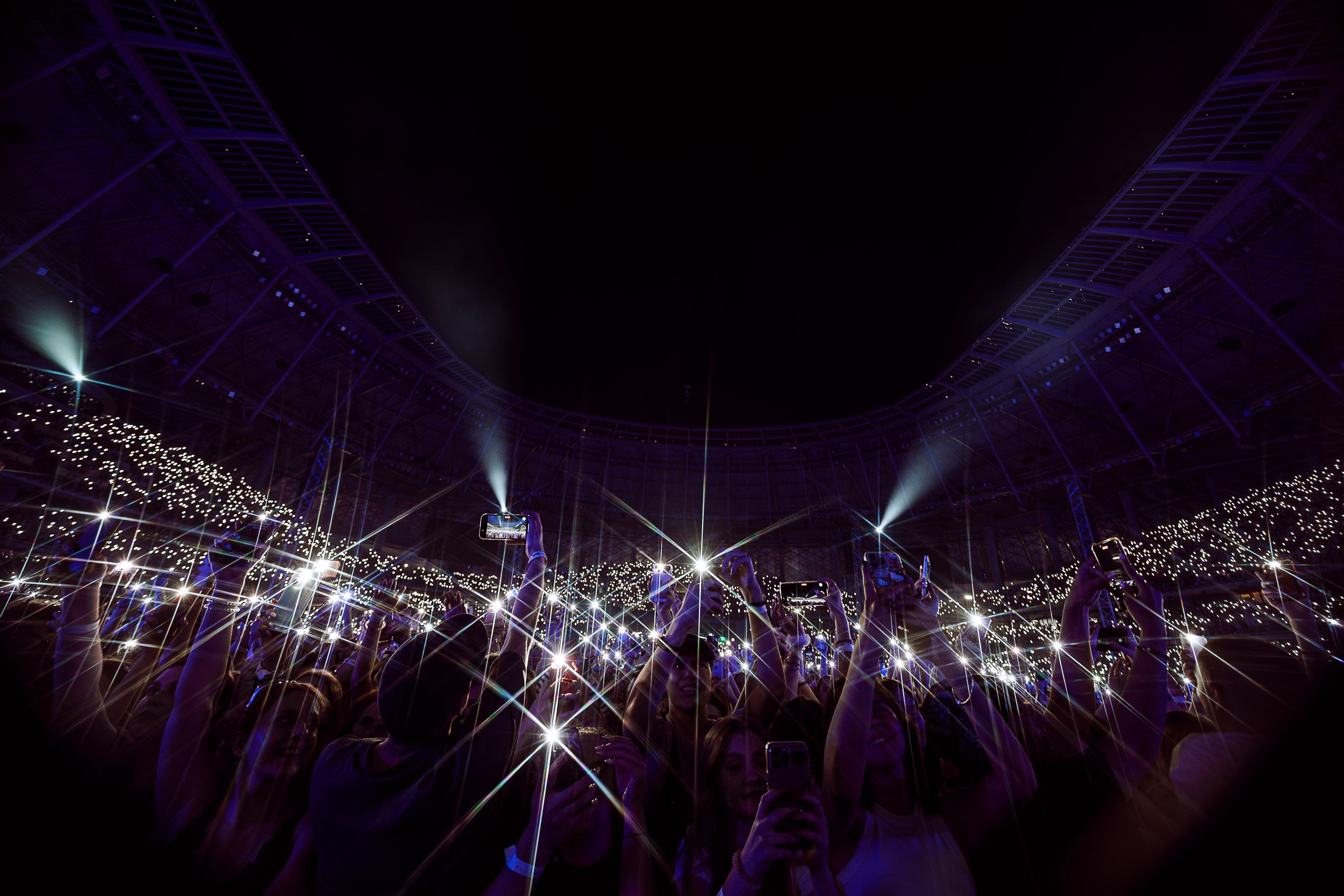 Солдаут Егора Крида в ВТБ Арена. Концертный и портретный фотограф Москва и Санкт-Петербург