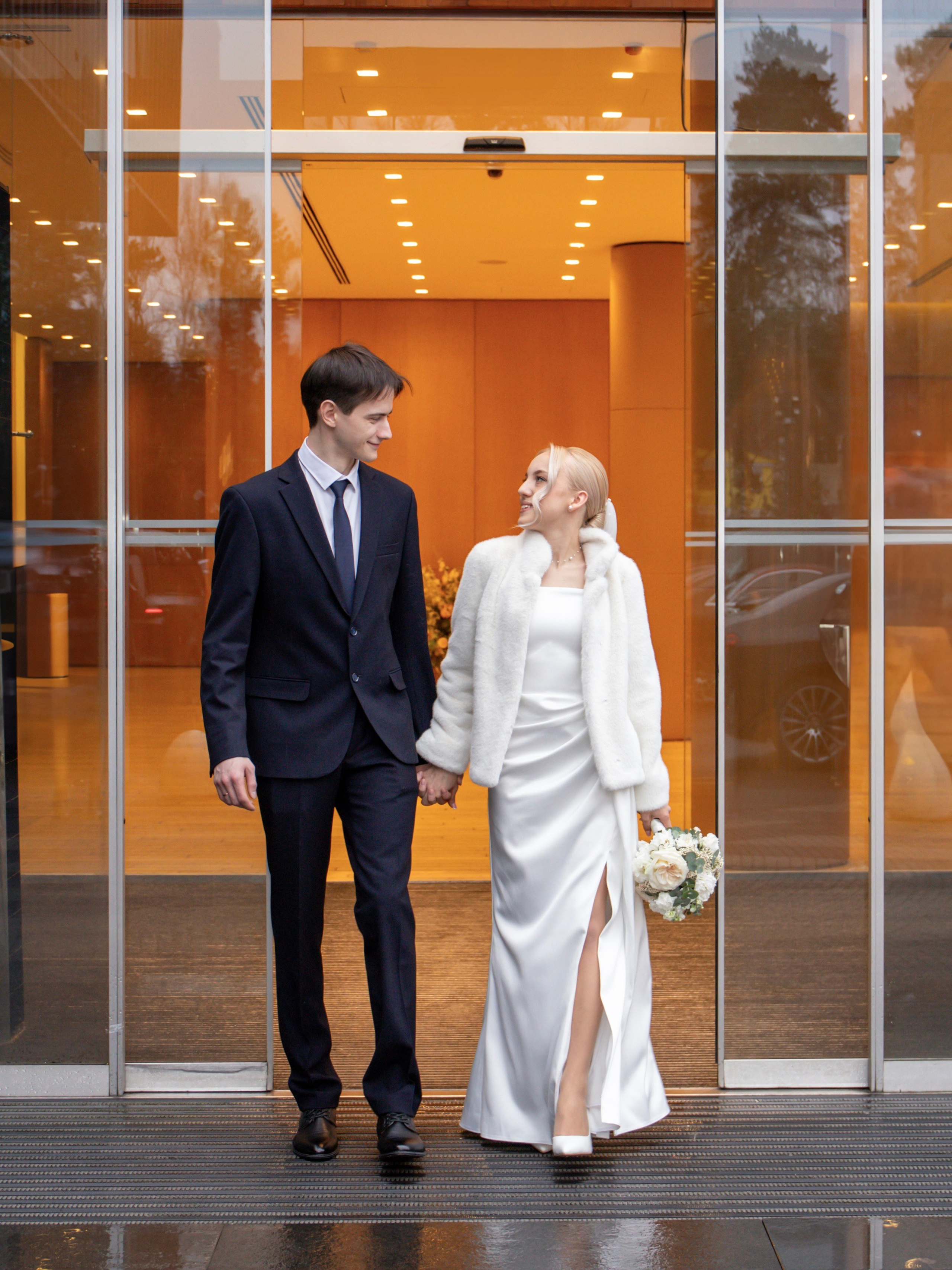 Илья&София (ЗАГС, прогулка, фотостудия). Свадебный и семейный фотограф в Москве Мила Широких