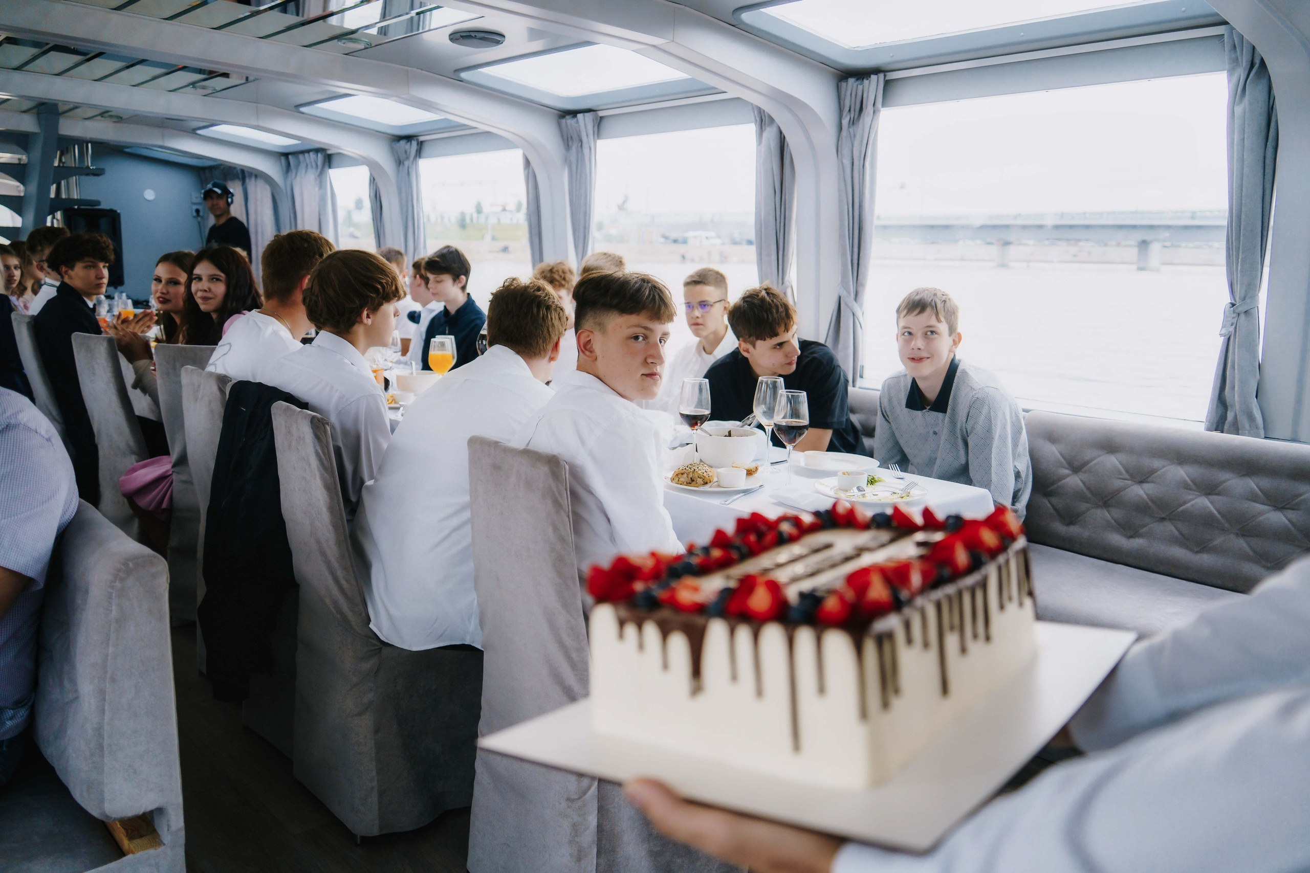 Выпускной 9В. Свадебный и семейный фотограф в Санкт-Петербурге Виктор Голубев