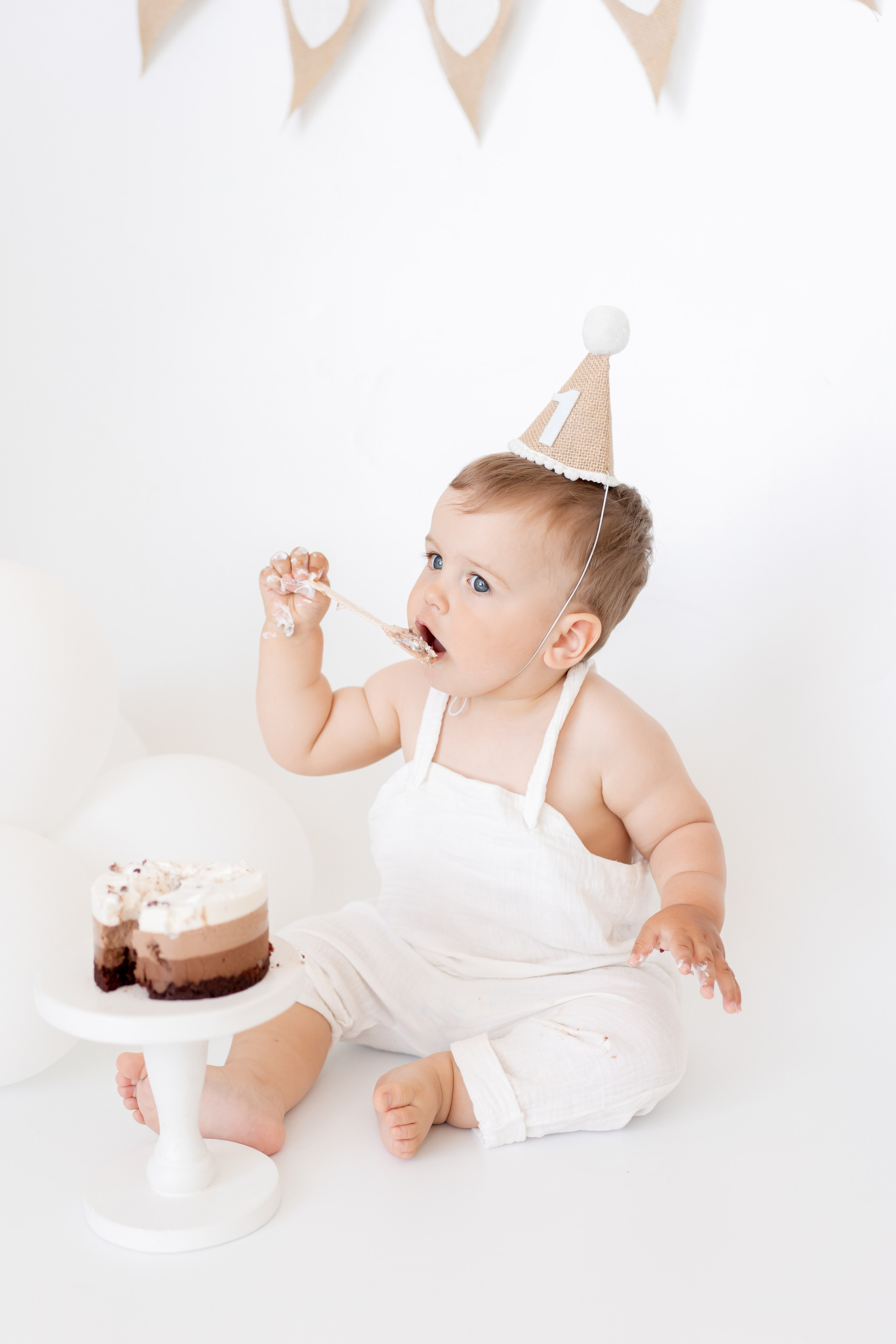 Крушение торта, Smash cake. Детская, семейная фотостудия в Санкт-Петербурге