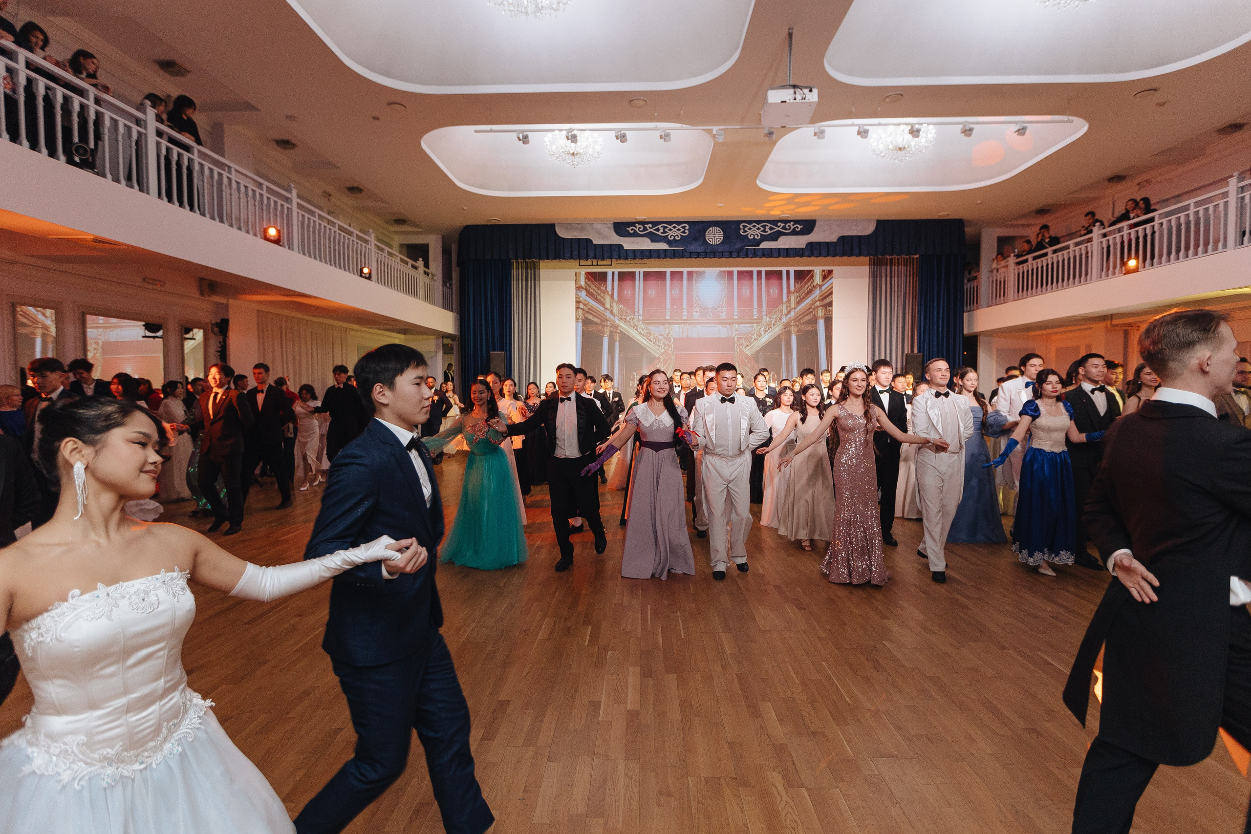 Студенческий бал. Свадебный и семейный фотограф в Улан-Удэ