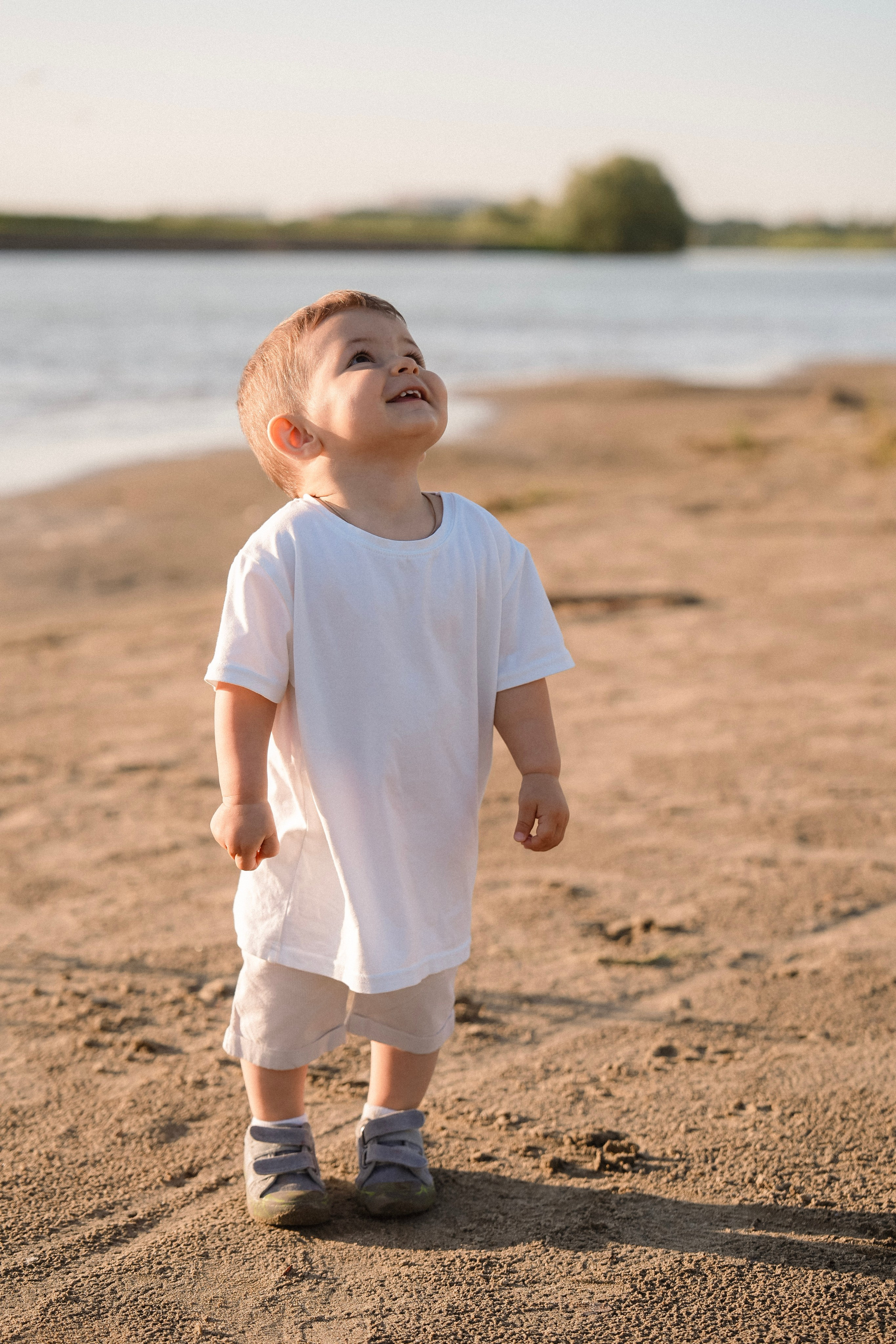 Семейная съёмка на закате. Фотограф с психологическим образованием