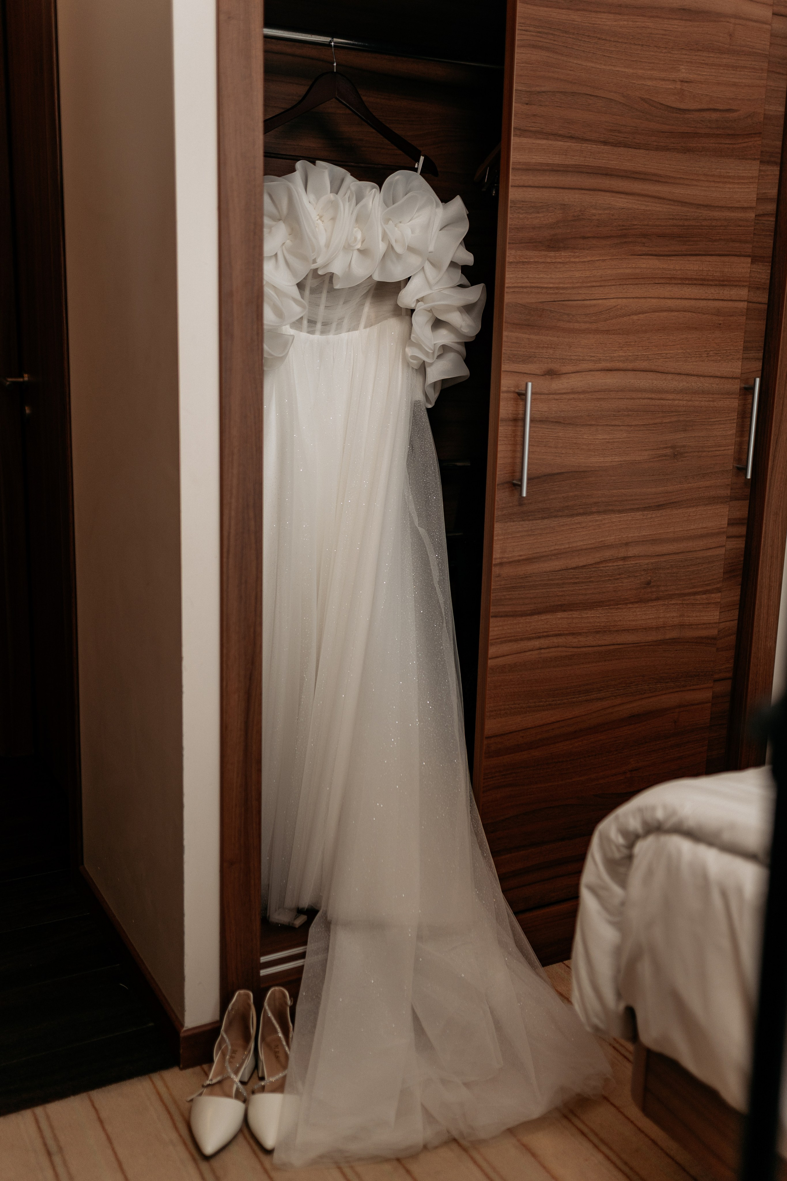 Платье невесты - фотограф Новороссийск.