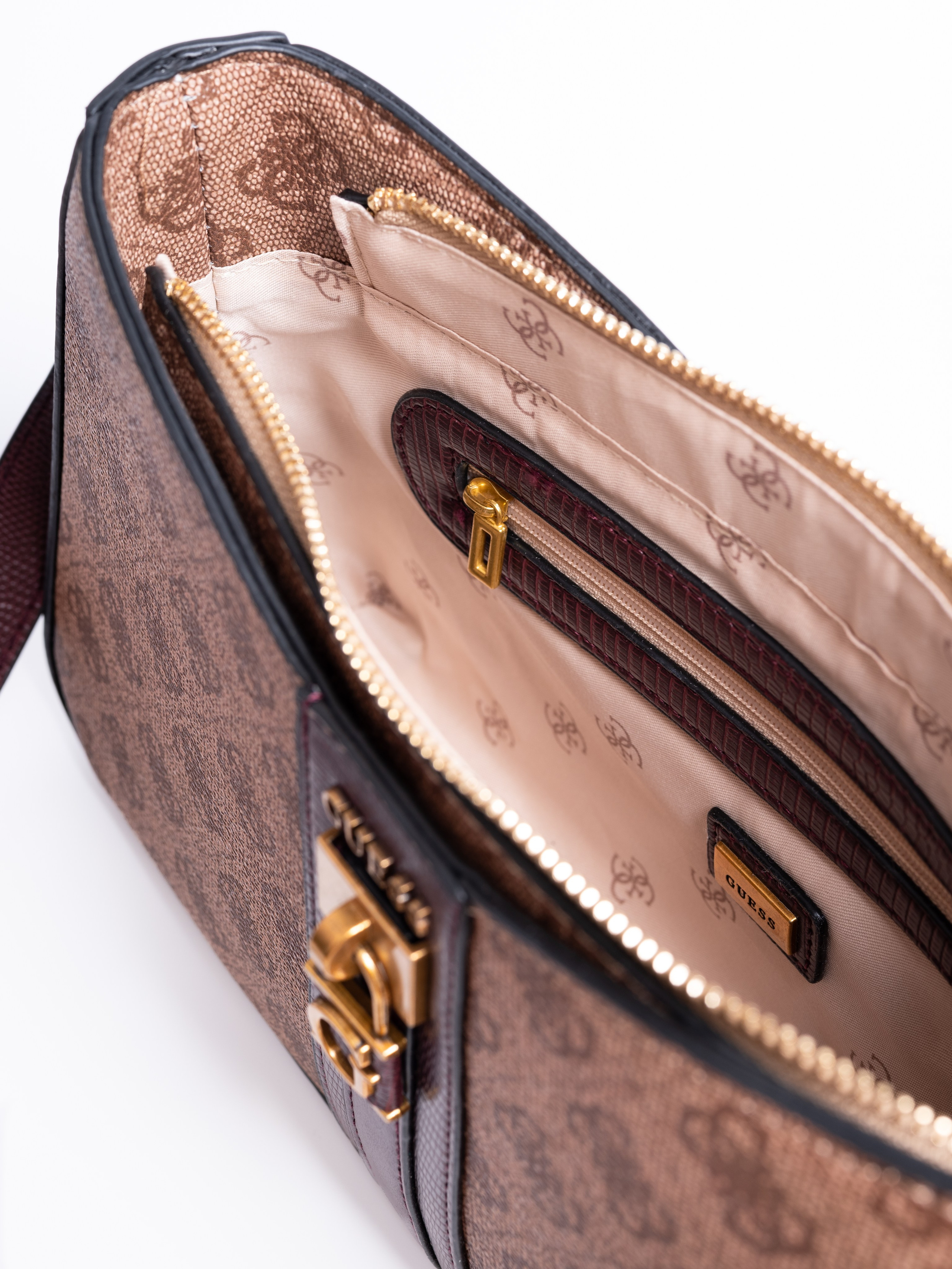 Сумки. Предметный фотограф, фото для маркетплейсов Пятигорск, КМВ