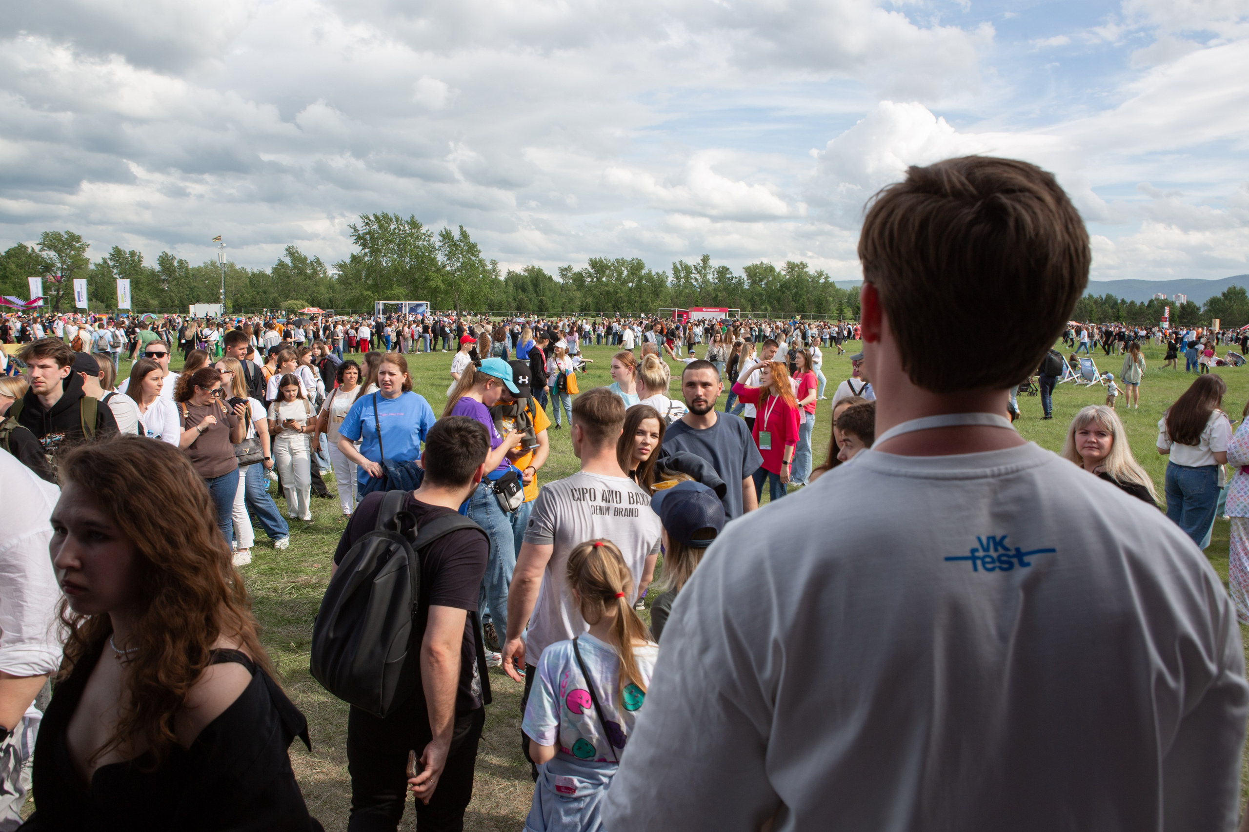 VK Store. Свадебный и семейный фотограф В Красноярске Андрей Юсенков