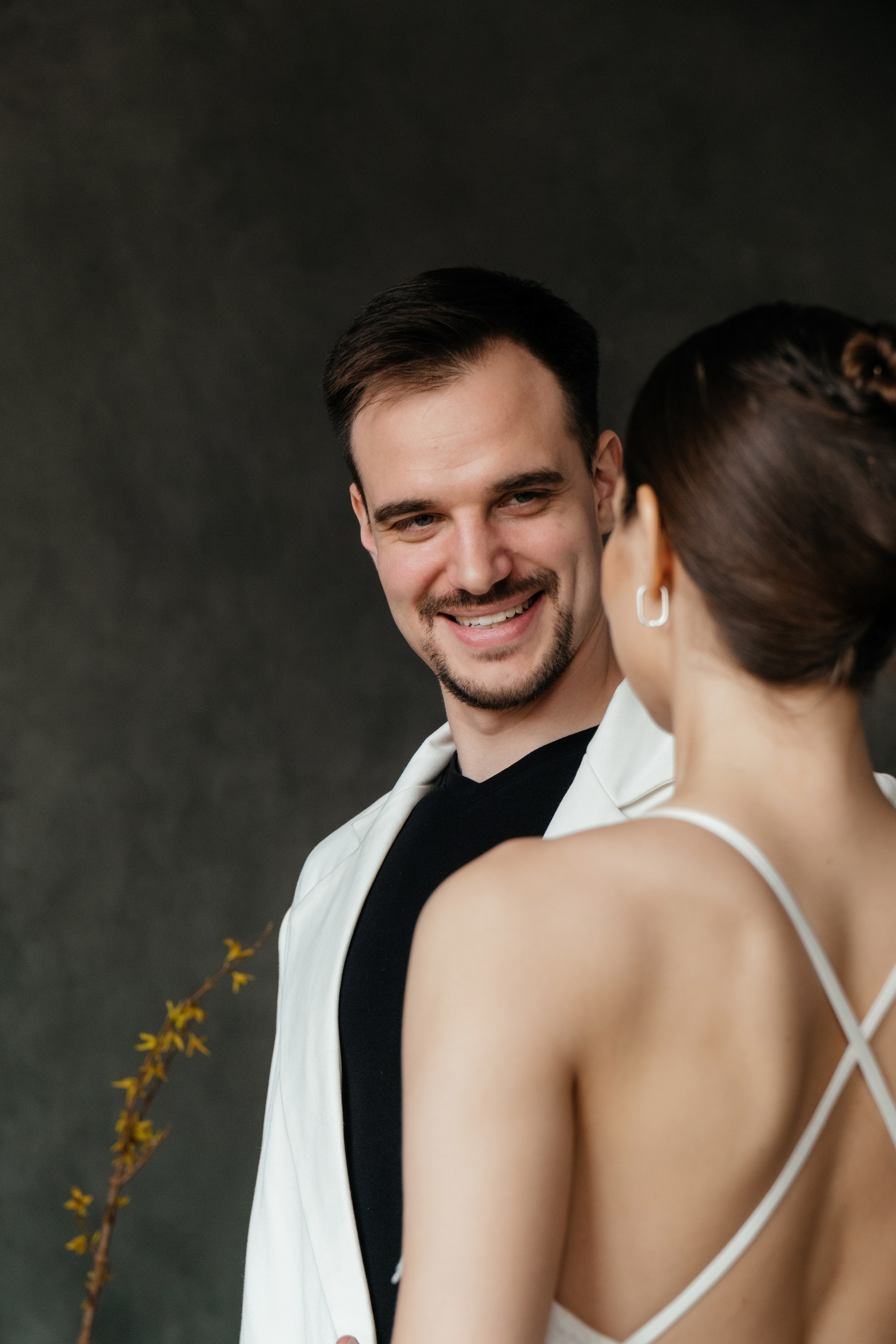 Фотограф свадебный Екатеринбурге — профессиональная съемка, лучшие кадры, эмоции, моменты. Свадебный фотограф в Екатеринбурге — заказ профессиональной фотосесии, все виды фотосъемки