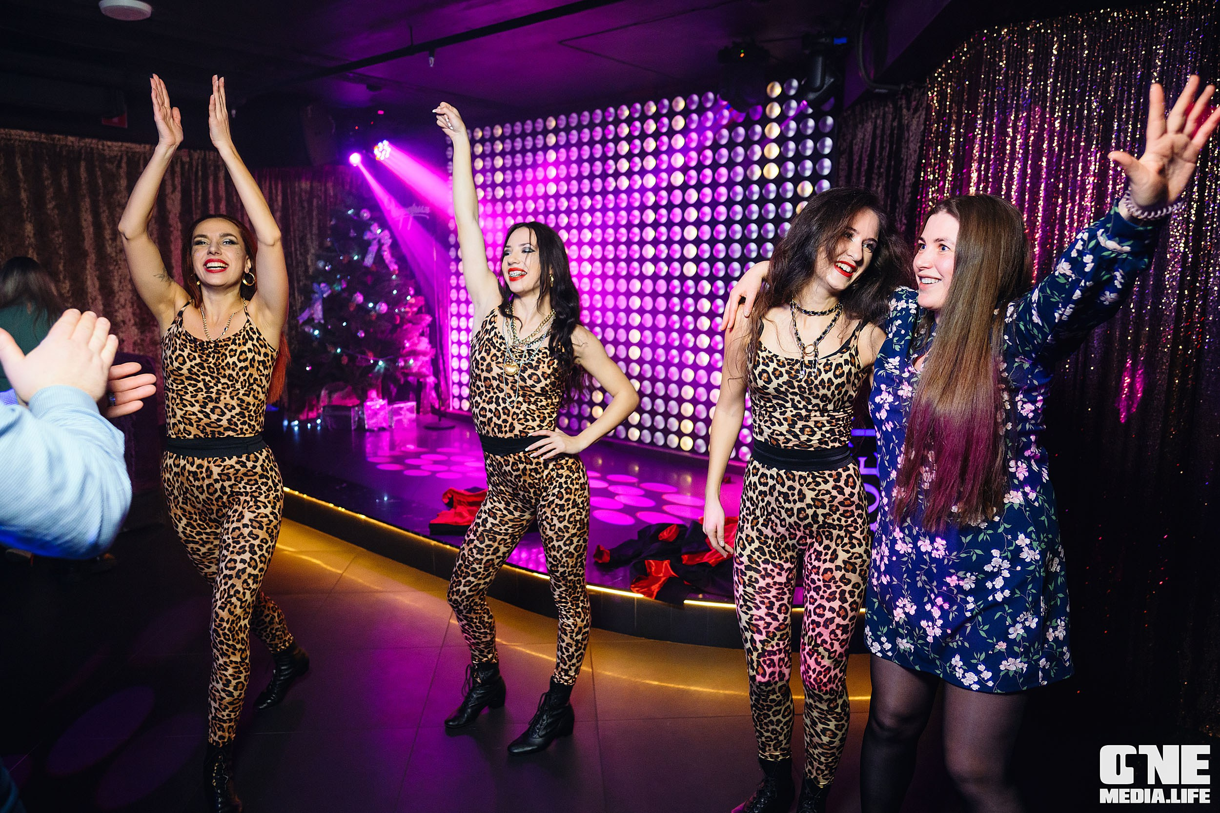 Фоторепортаж из караоке-клуба Эйфория. One Media Life: фоторепортажи, фотоотчеты с мероприятий и заведений