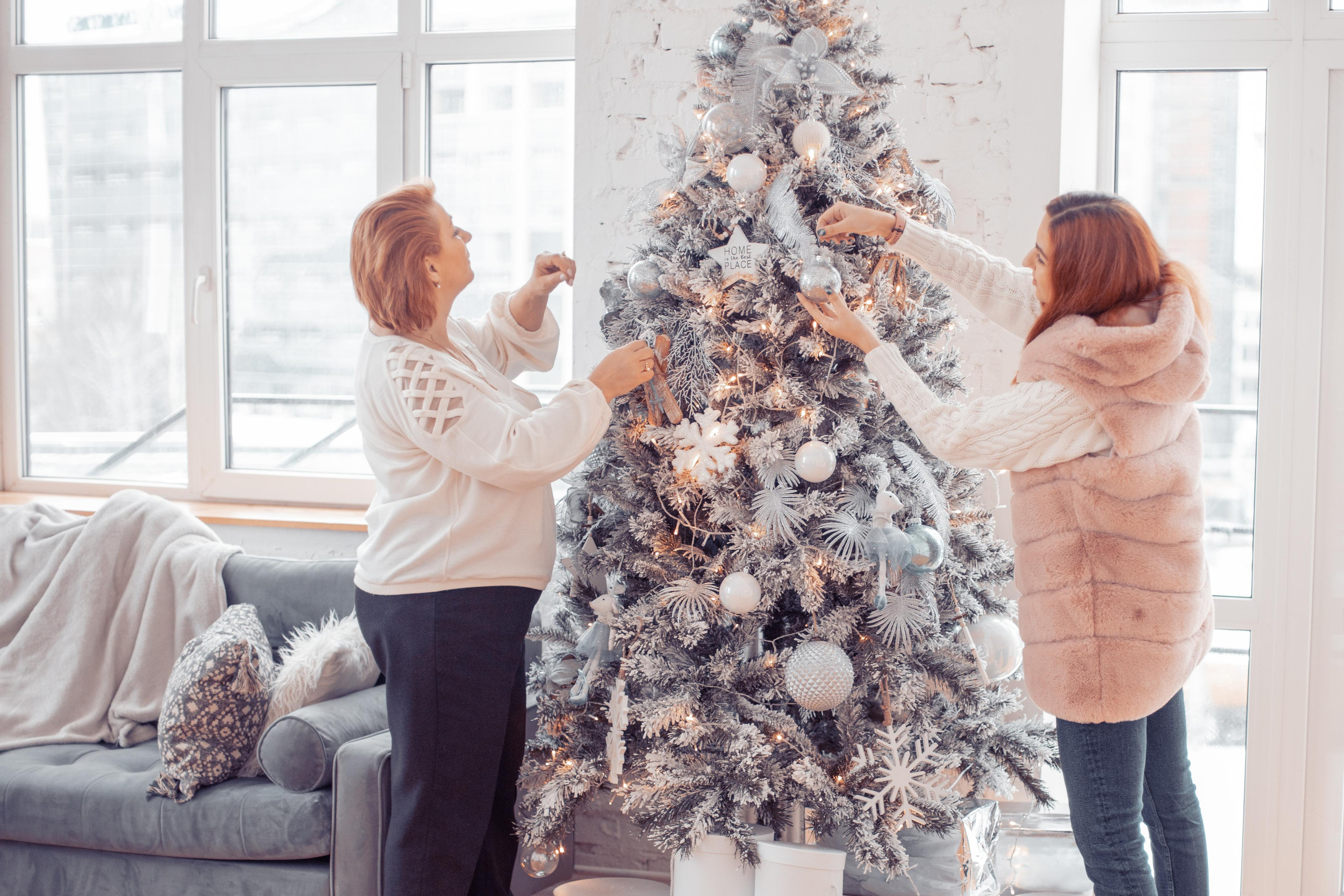 Наташа с мамой