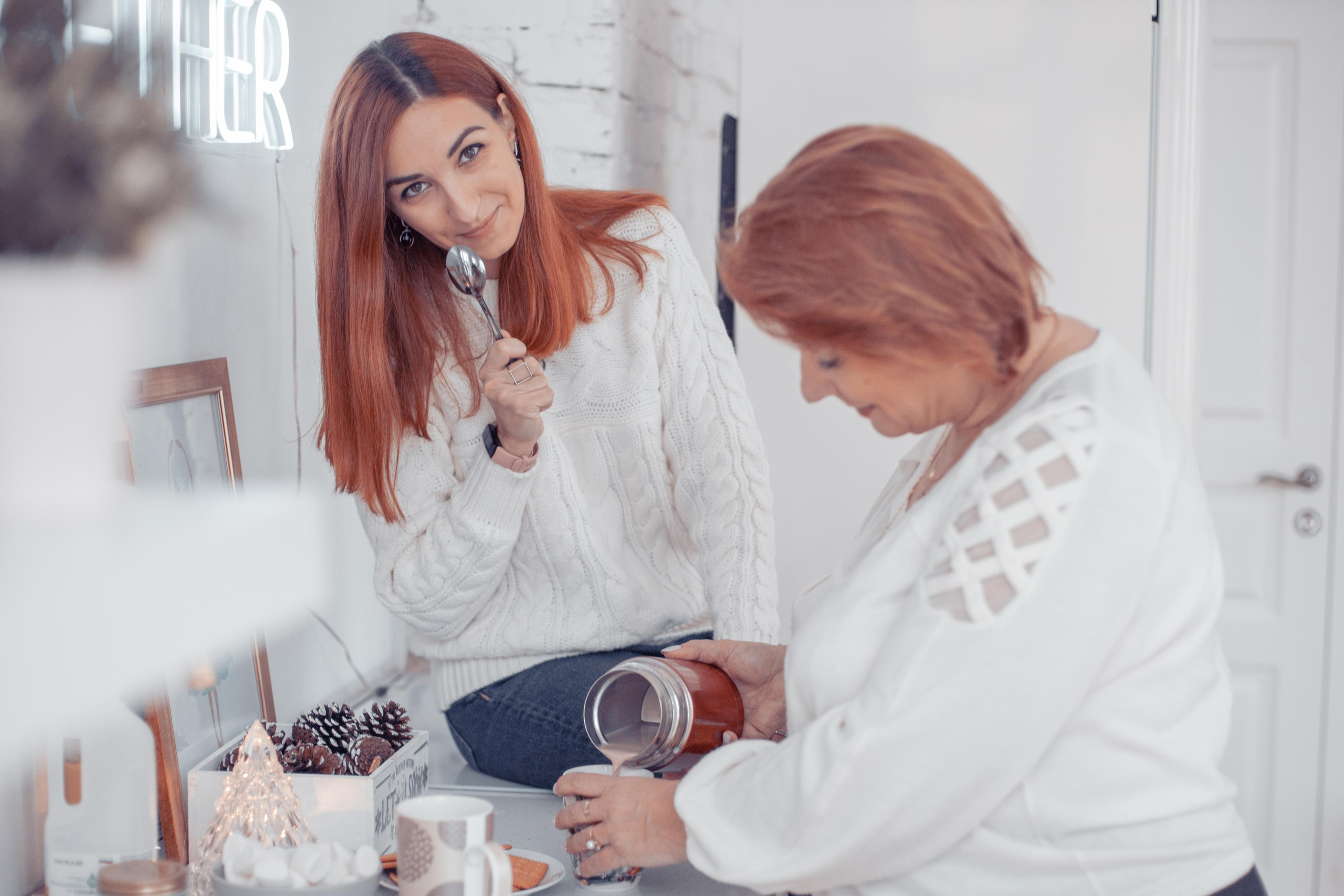 Наташа с мамой