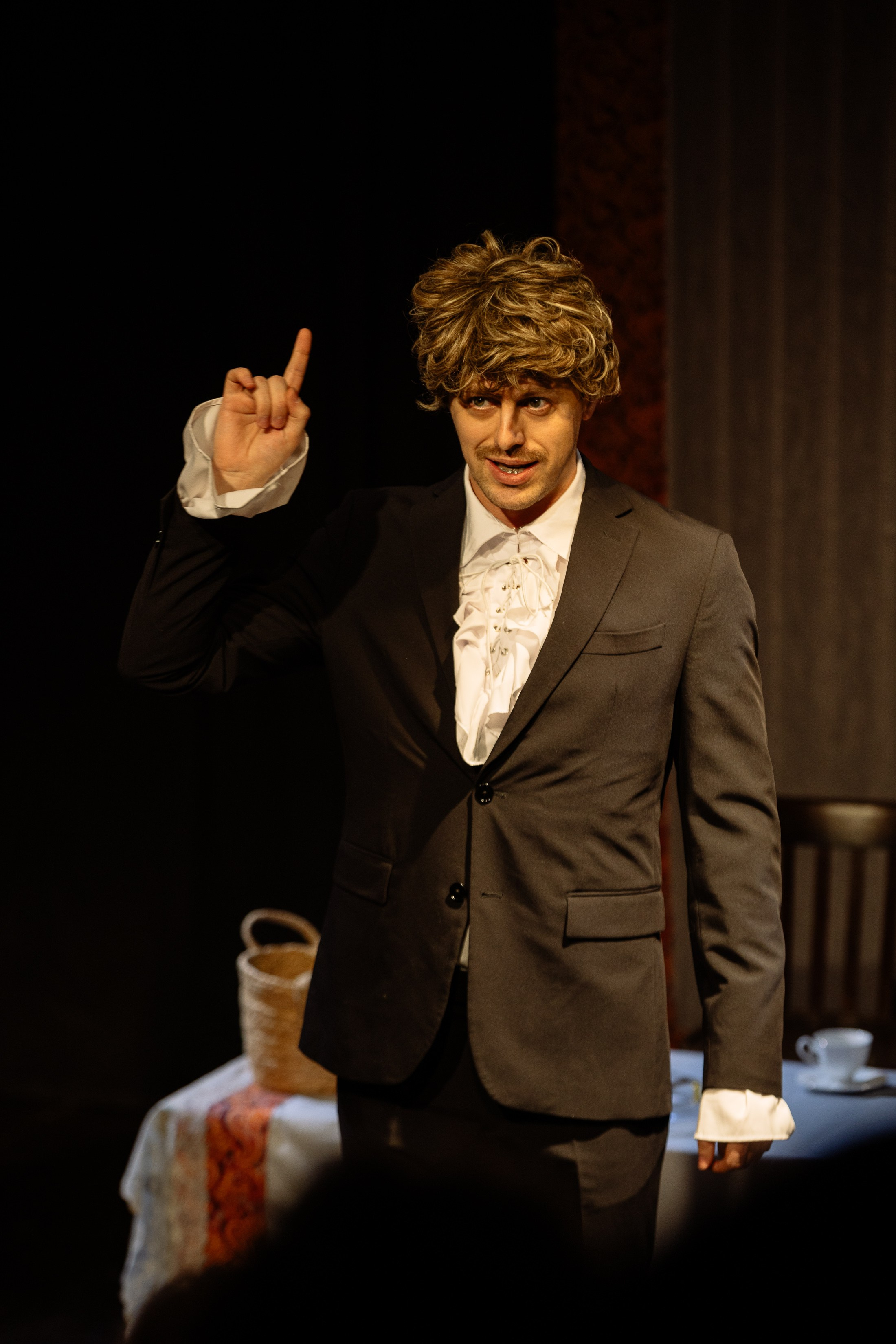 Театр Арт-Авеню _ Женитьба Бальзаминова. Фотограф Юлия Мальцева