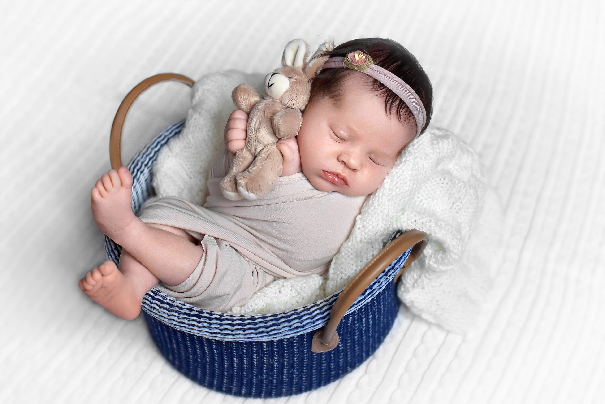 Девочки. Елена Комиссарова-фотограф новорожденных в г. Иваново