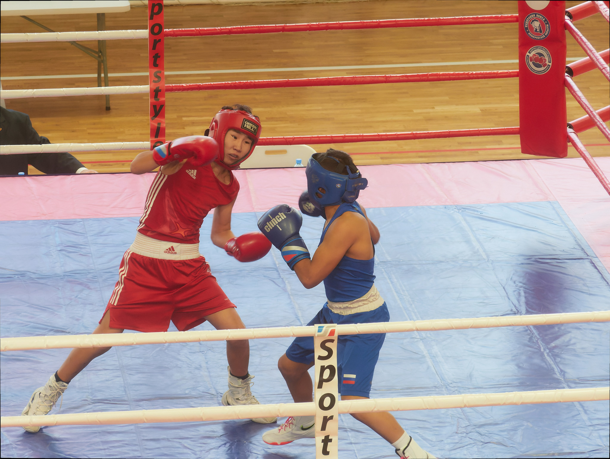 Открытие турнира по боксу памяти героя Советского Союза Михаила Крюкова. Семейный и детский фотограф в Междуреченск Олег Бамбульский