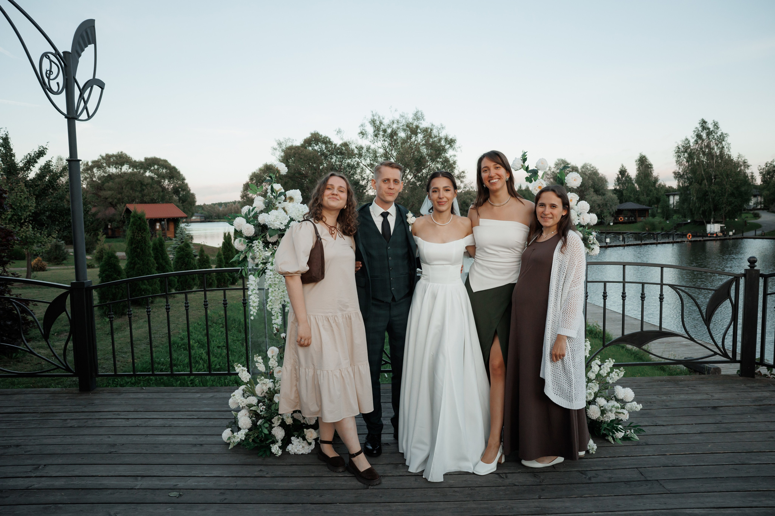 Регистрация в отеле Fish Point, ЗАГС Бутово, прогулка в Остафьево. Свадебный и репортажный фотограф (Москва, Королев и другие)