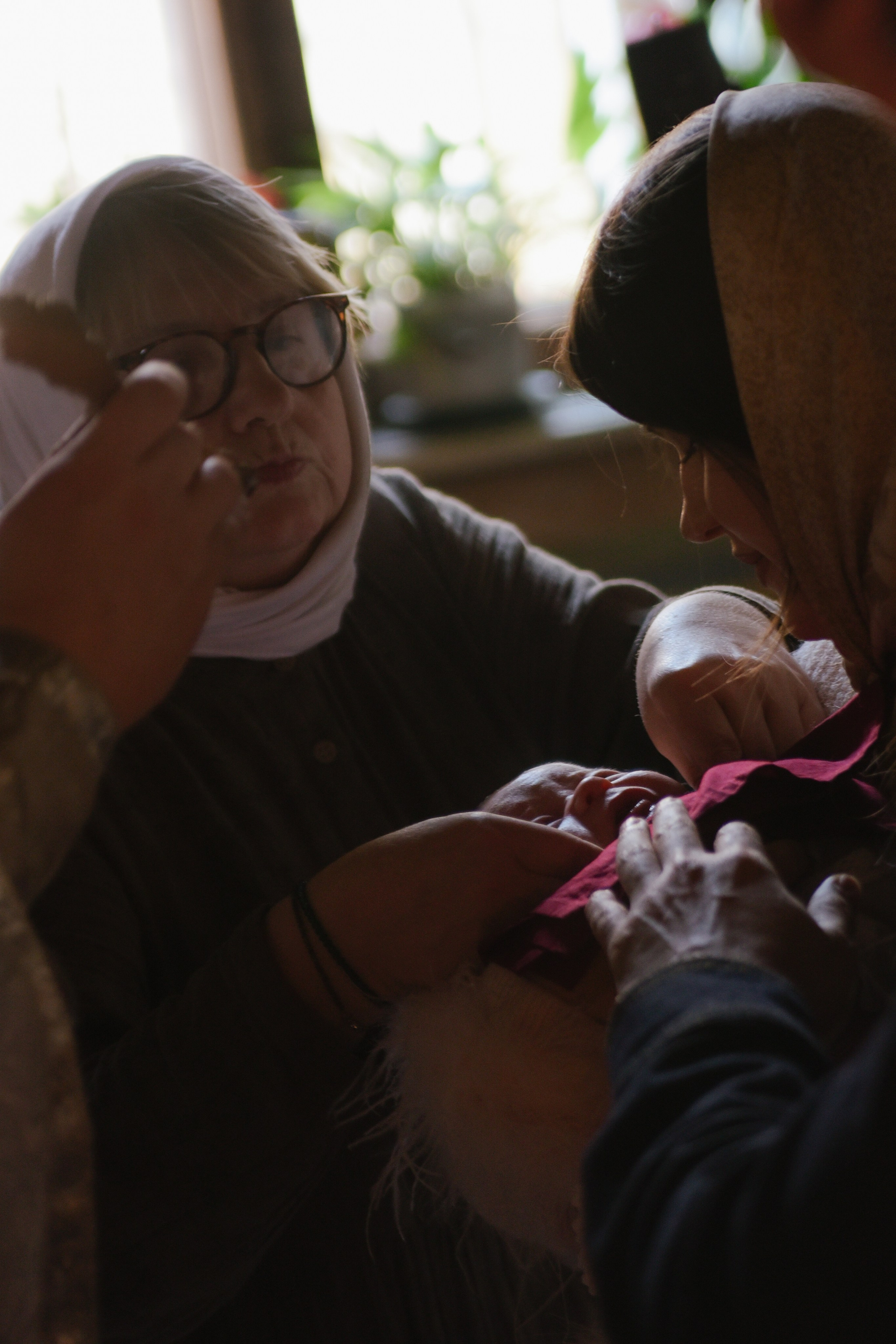 Таинство крещения Савва Храм Воскресения Словущего в Даниловской Слободе. Фотограф Лола Волна, город Москва