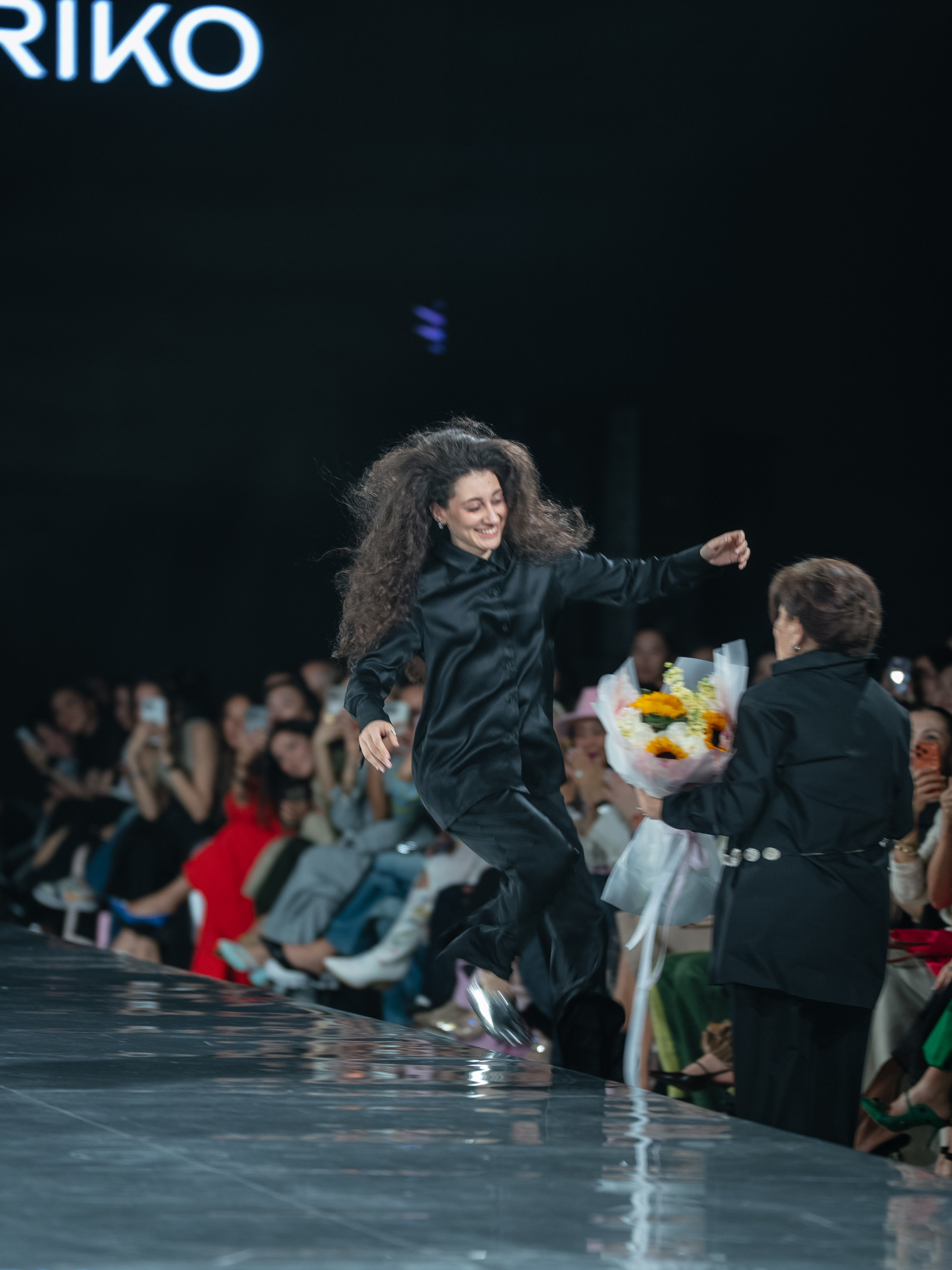 Visa Fashion Week Pre-Fall Mariko. Сайт Алматинского НЮ АРТ, будуар и фэшн фотографа Дениса Карпенко