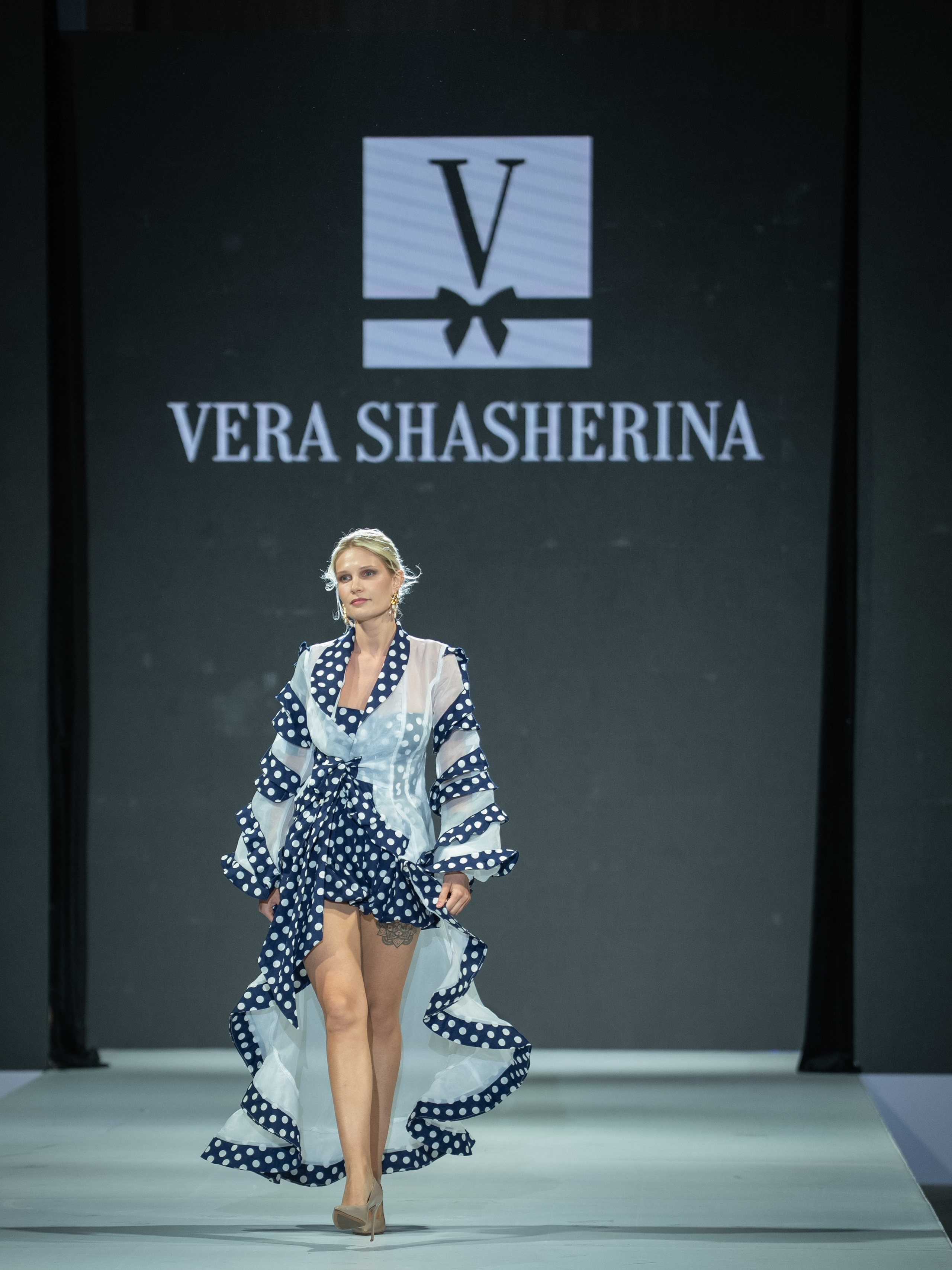 EURASIAN FASHION WEEK Vera Shasherina. Сайт Алматинского НЮ АРТ, будуар и фэшн фотографа Дениса Карпенко