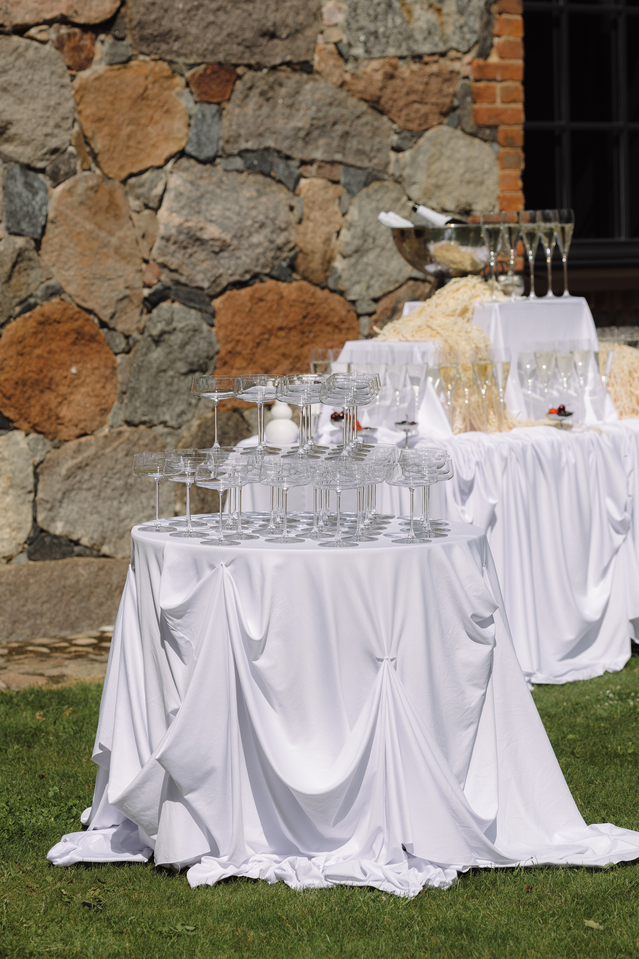 Свадебная фотосъемка в «Двор Стайки»