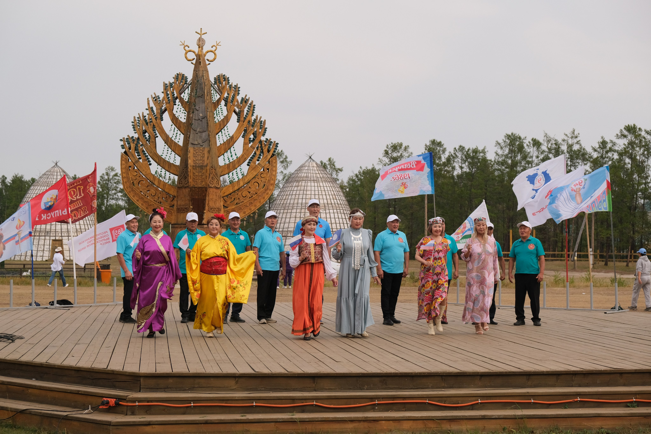 Фестиваль культуры и спорта выпускников школ. Репортажная фотография о культуре в Якутии