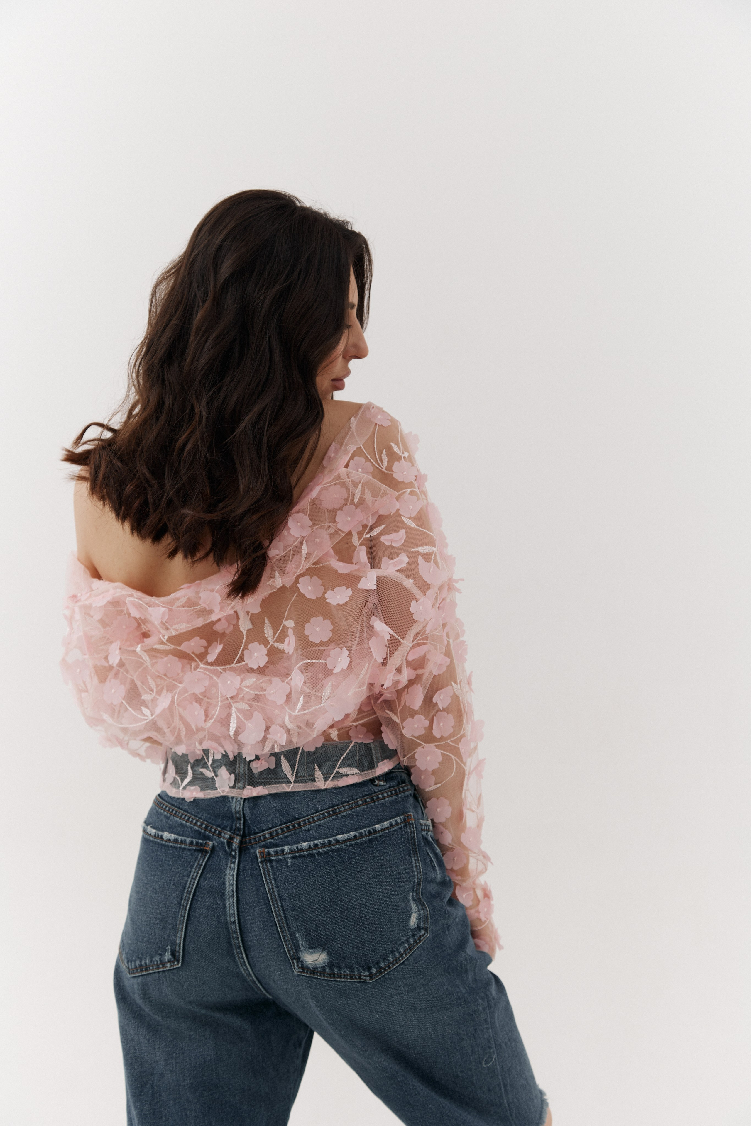 Съёмочный гардероб. Фотограф в стиле минимализм Тюмень