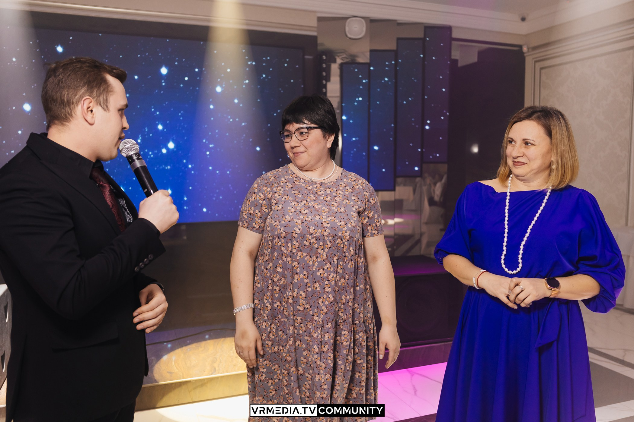 Международный женский день в ресторане «Лазурный Берег»