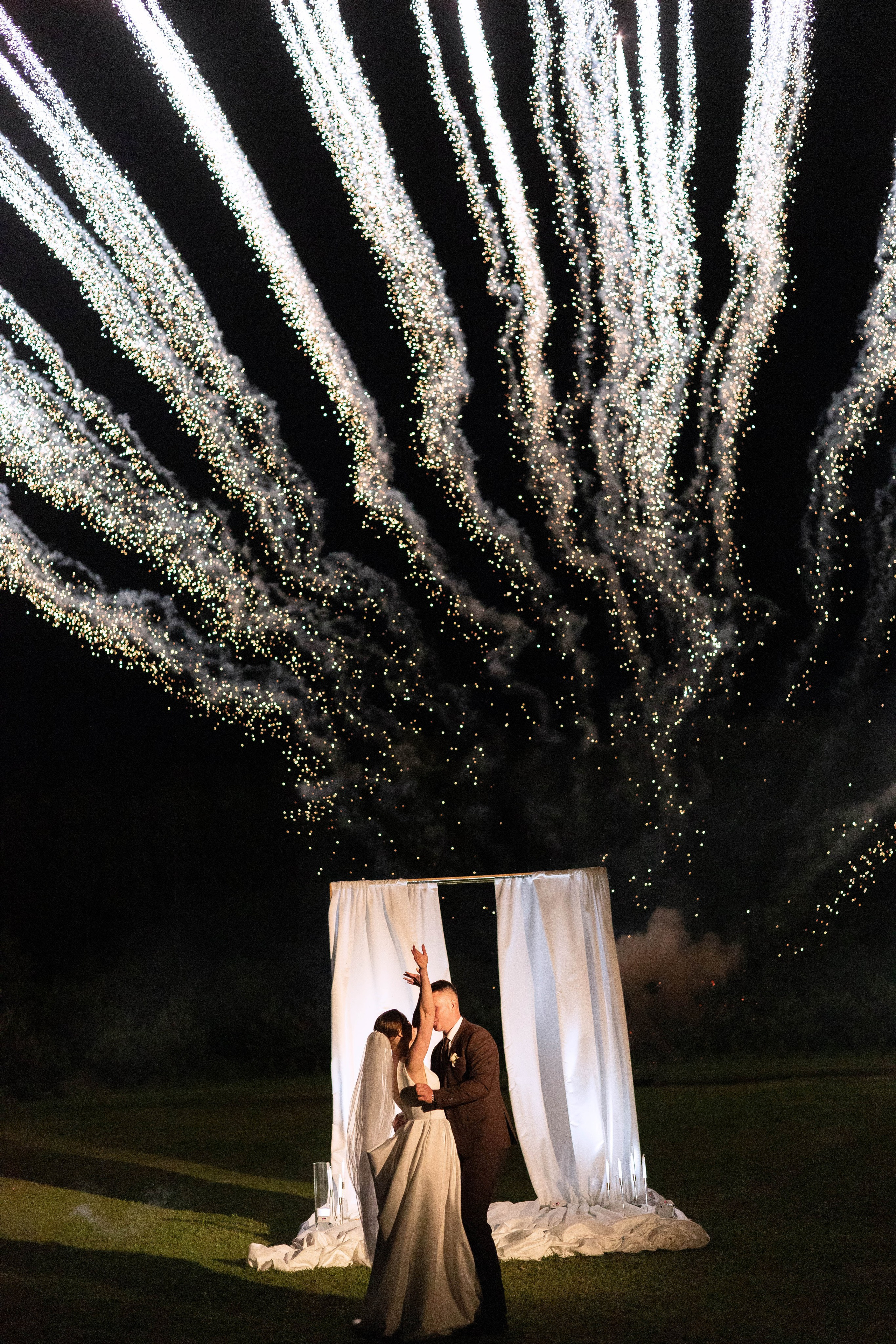 Крепкие объятия. Свадебный и портретный фотограф Соломко Диана