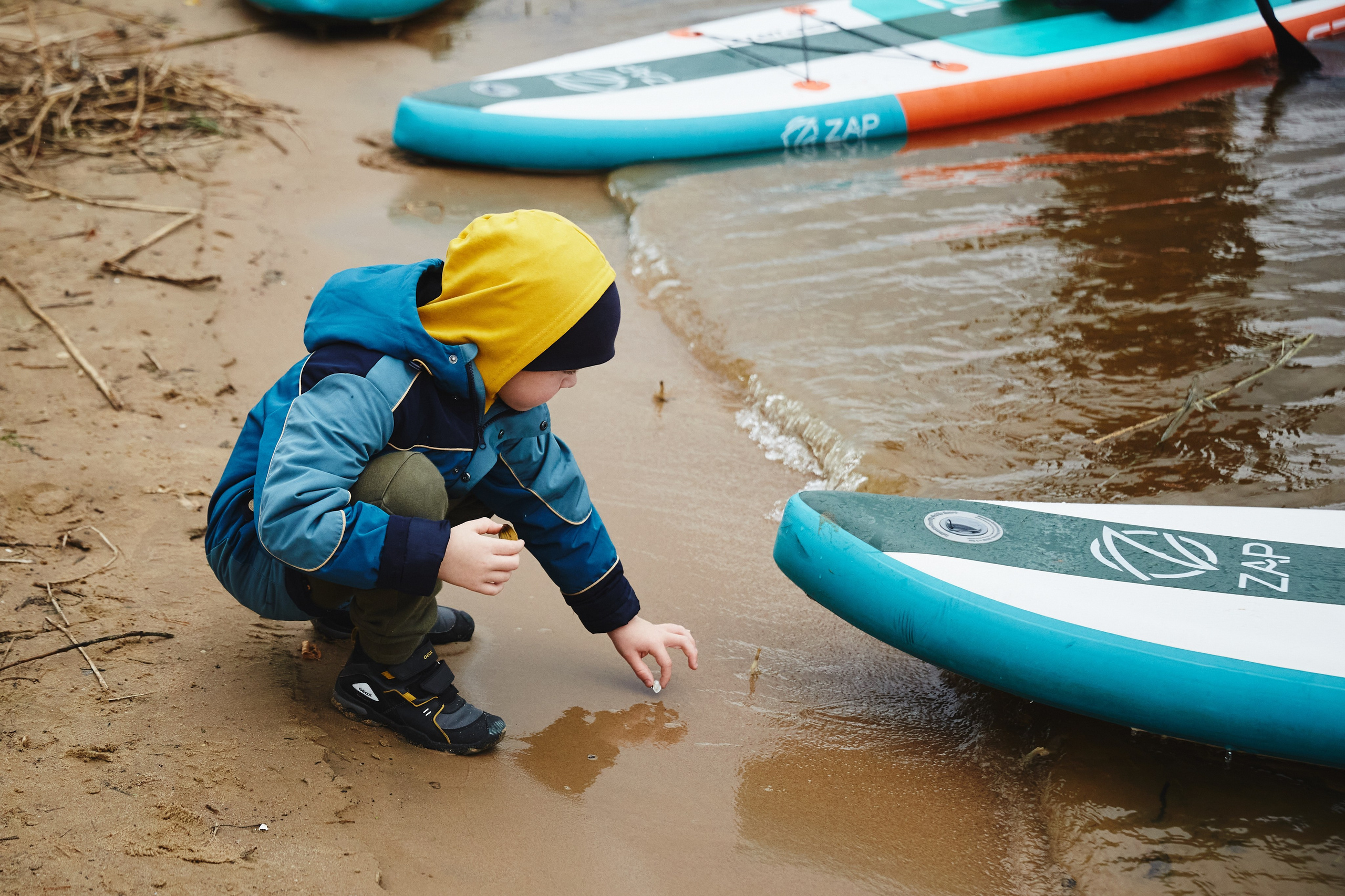 Фотограф на тимбилдинг: спортивное командообразование за городом. КонТайм: профессиональная съемка для организаций