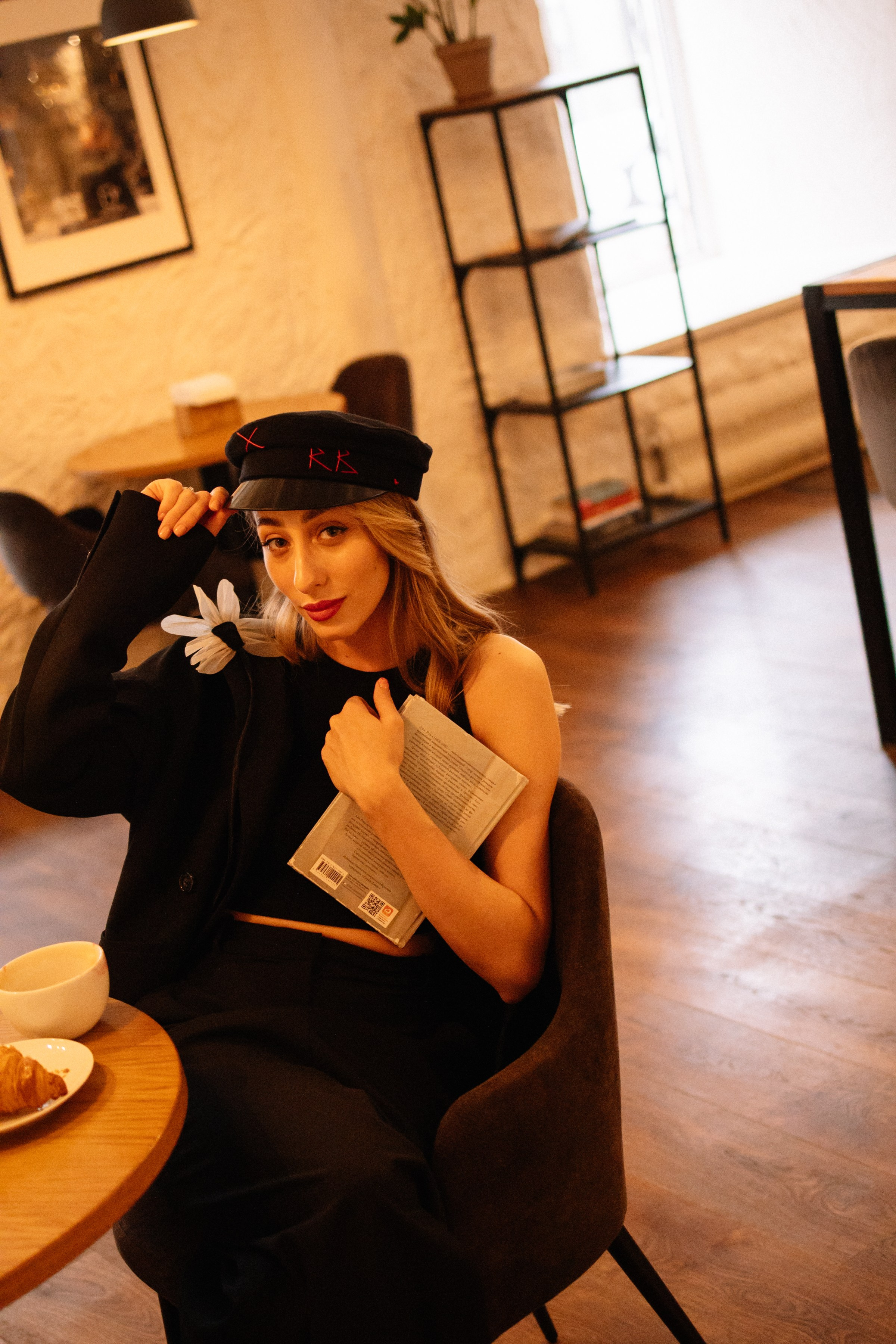 Роксана в «Cup coffee». Фотограф в Выборге и Санкт-Петербурге Маша Гуляева