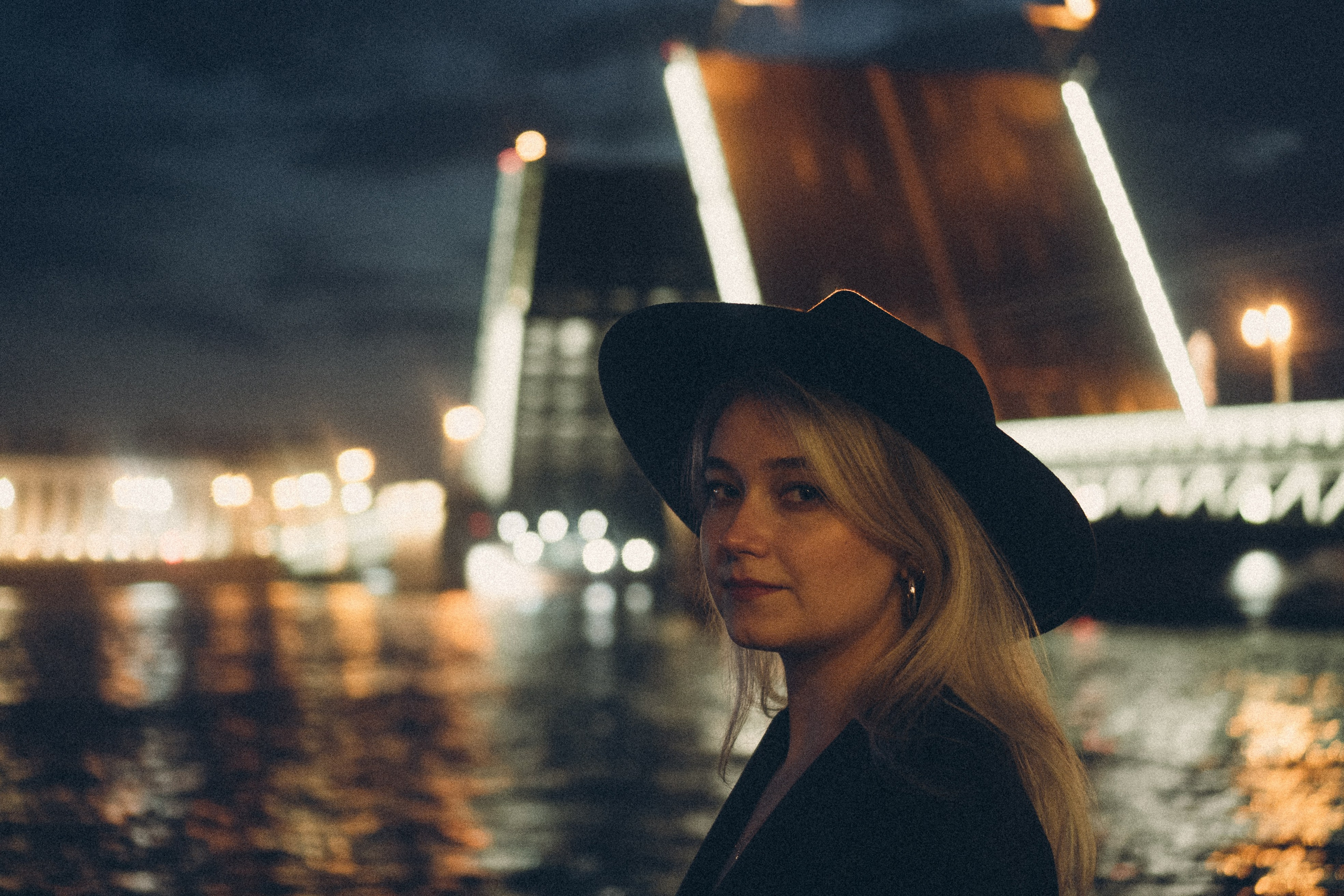 ПРОГУЛКА ПО НОЧНОМУ ГОРОДУ. Профессиональный фотограф, Санкт-Петербург — Виктория Богомолова