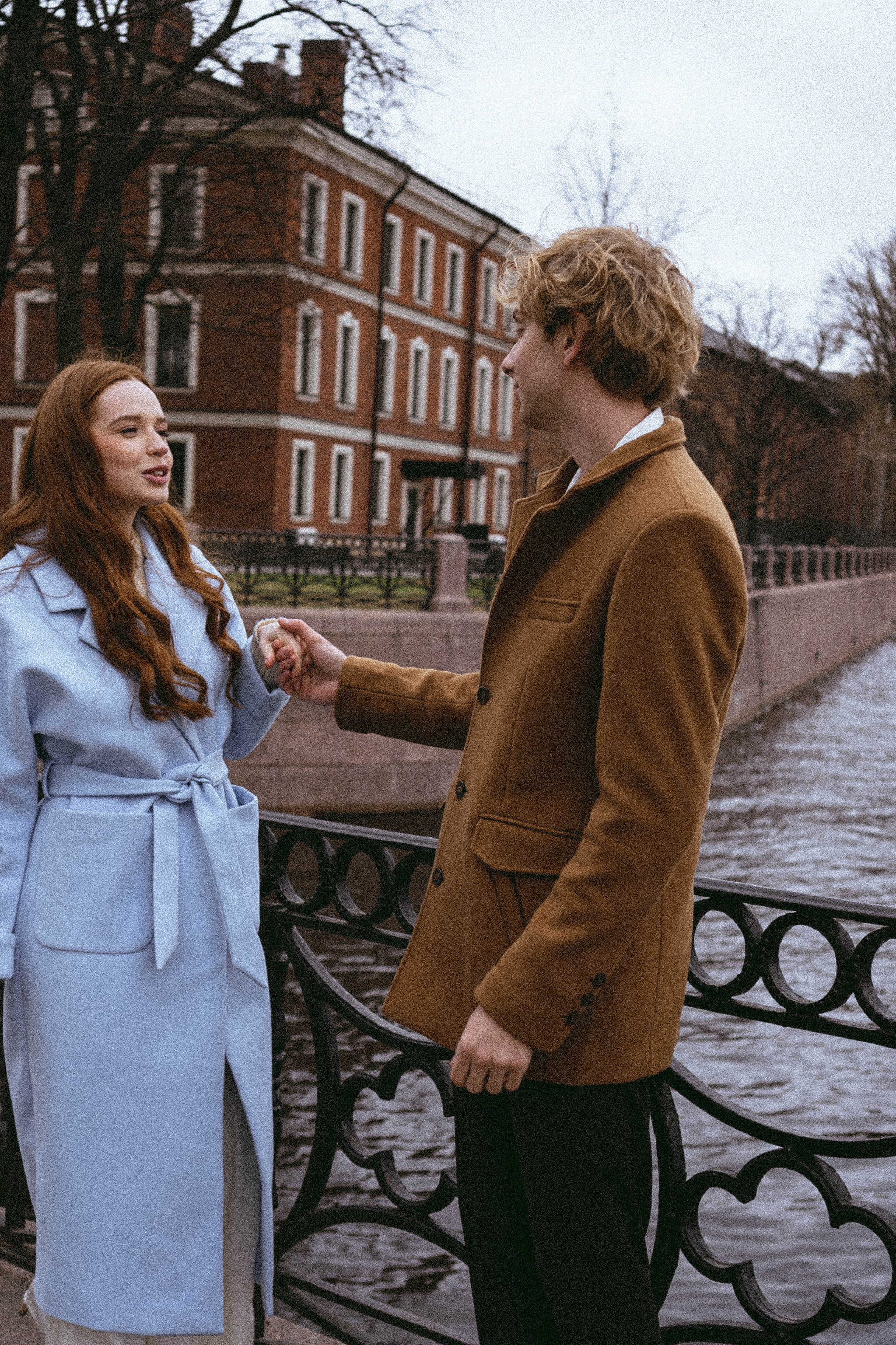 СВАДЕБНАЯ ПРОГУЛКА ПО ПЕТРОГРАДКЕ ВЕСНОЙ (ФОТОСЕССИИЯ ПАРЫ СВАДЕБНАЯ). Профессиональный фотограф, Санкт-Петербург — Виктория Богомолова