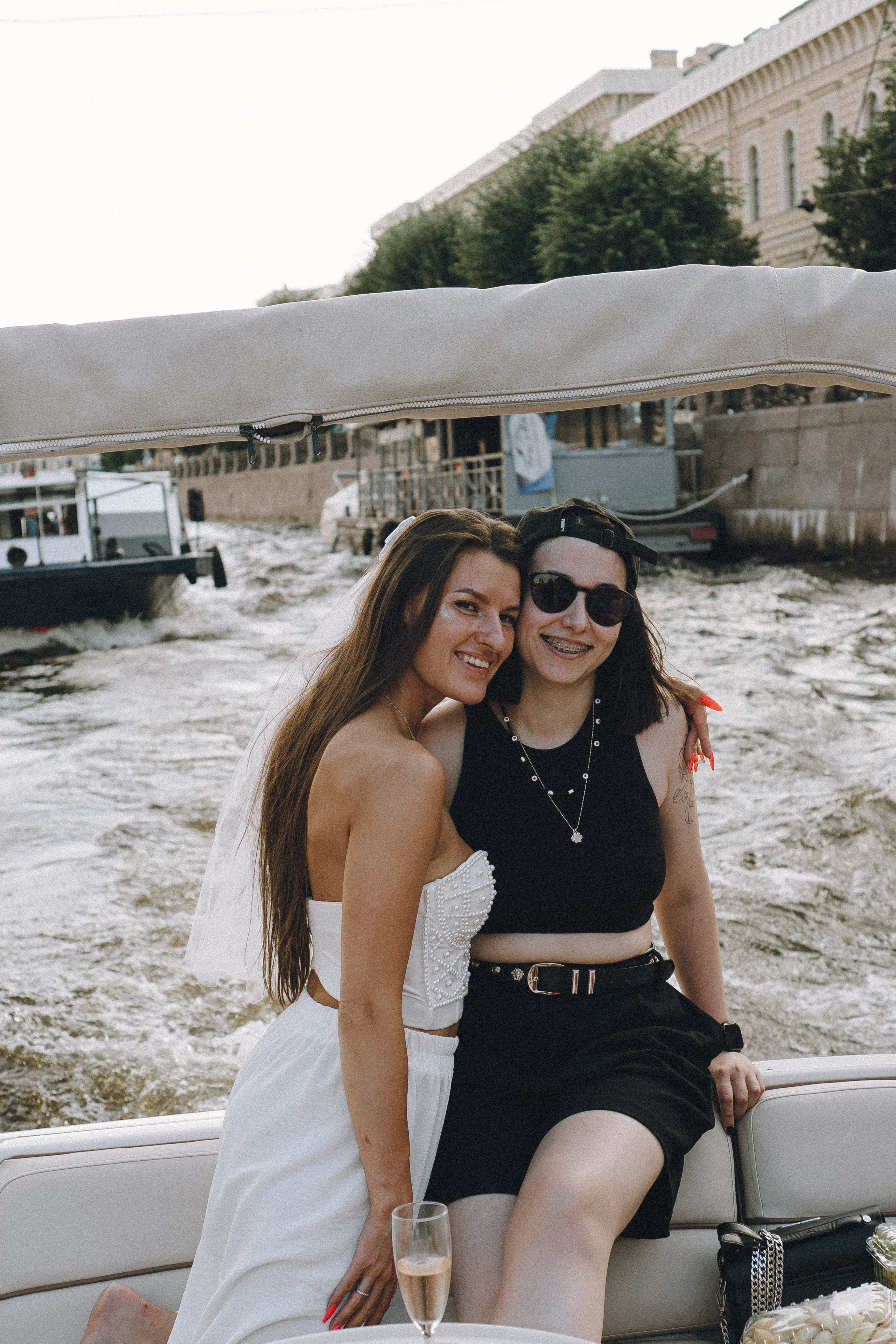 ДЕВИЧНИК НА КАТЕРЕ. Профессиональный фотограф, Санкт-Петербург — Виктория Богомолова