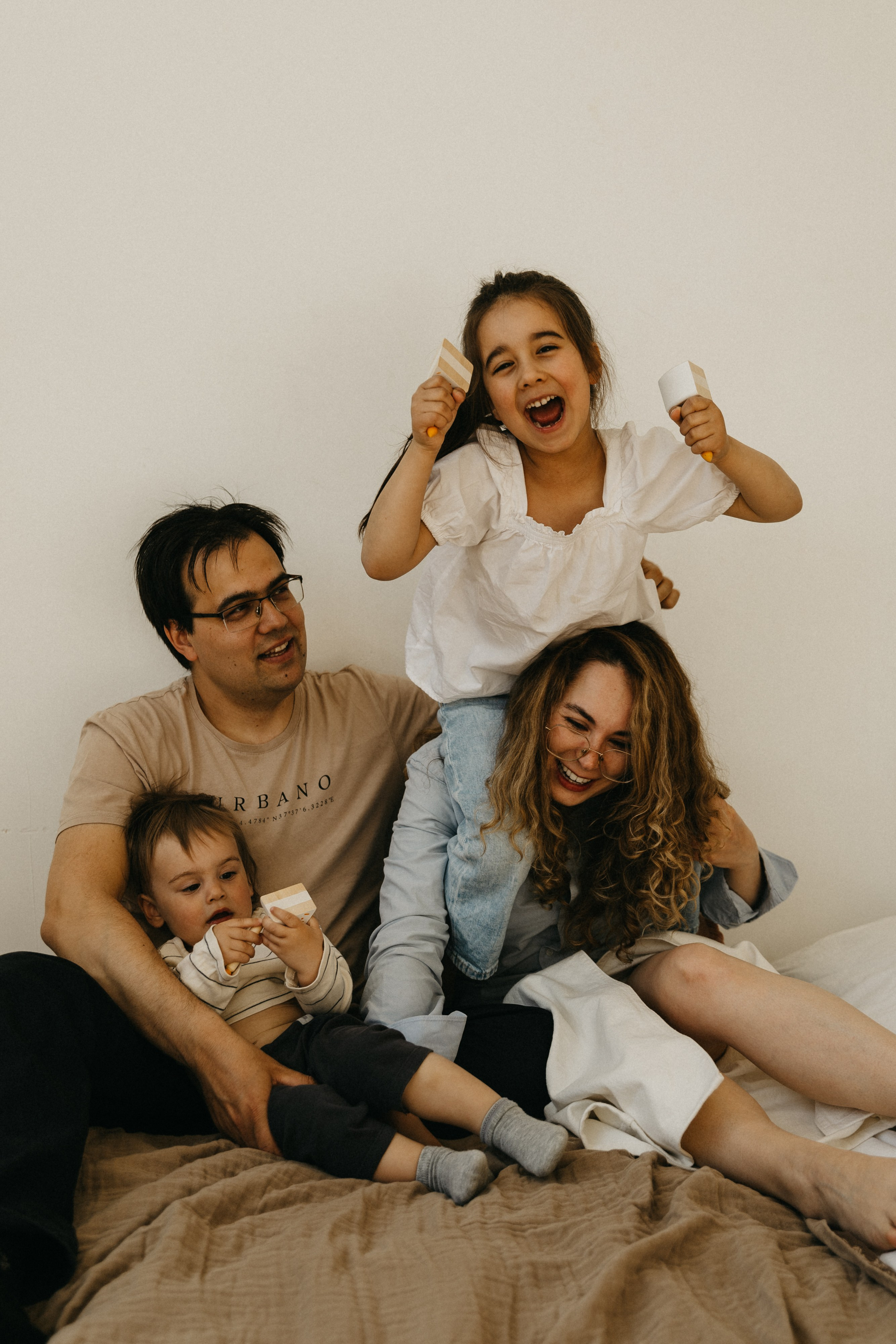 Ксюша, Женя, Аня, Дима. Главная